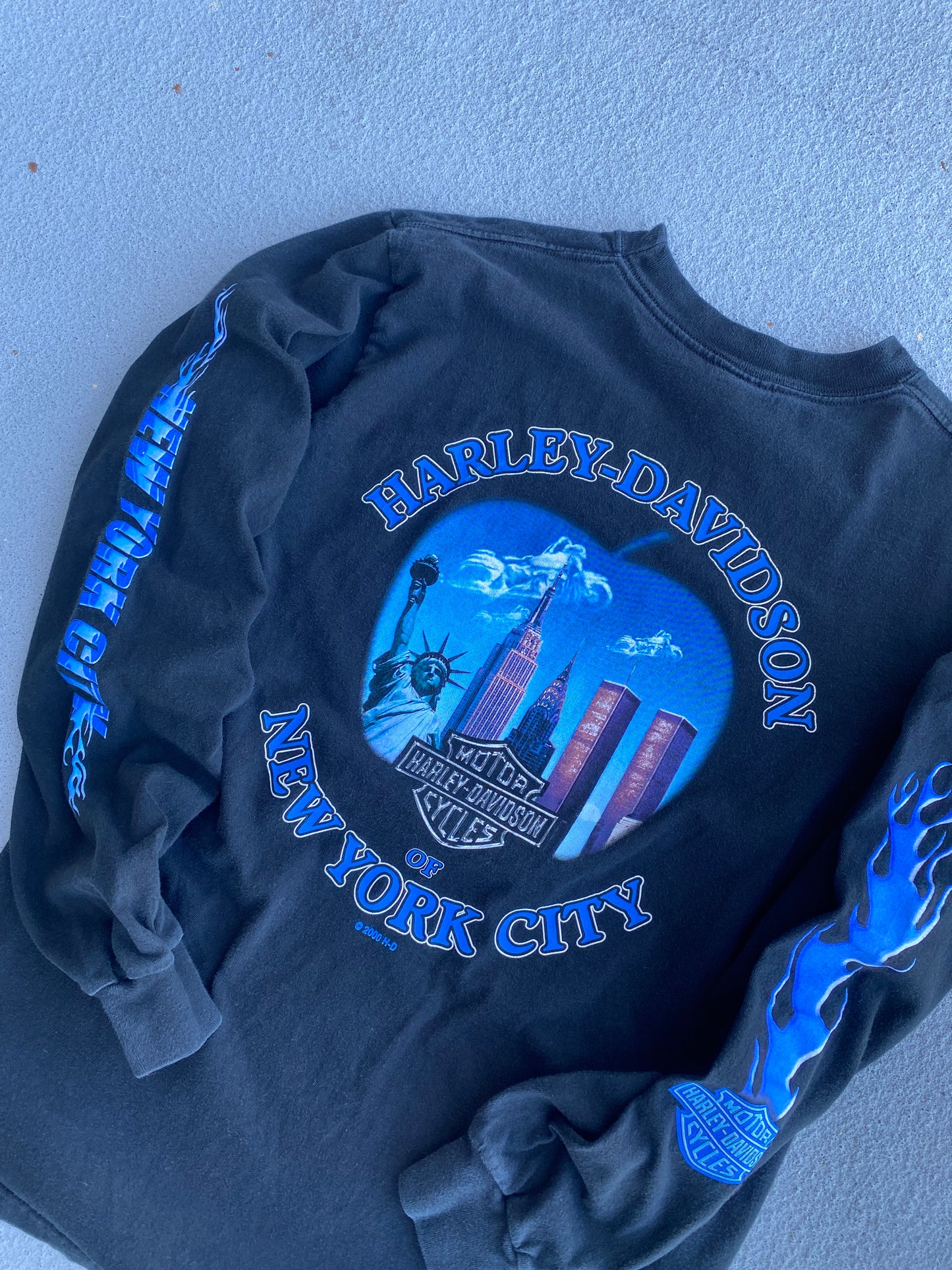 Vintage Harley NYC blue flame long sleeve size medium