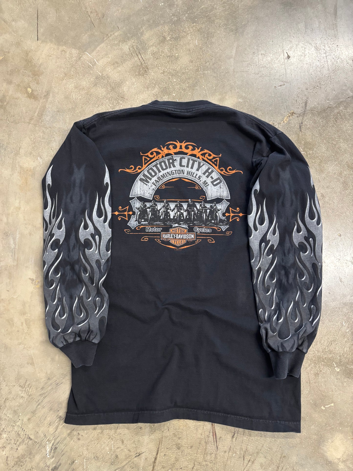 Vintage Harley Davidson chrome flame long sleeve size large