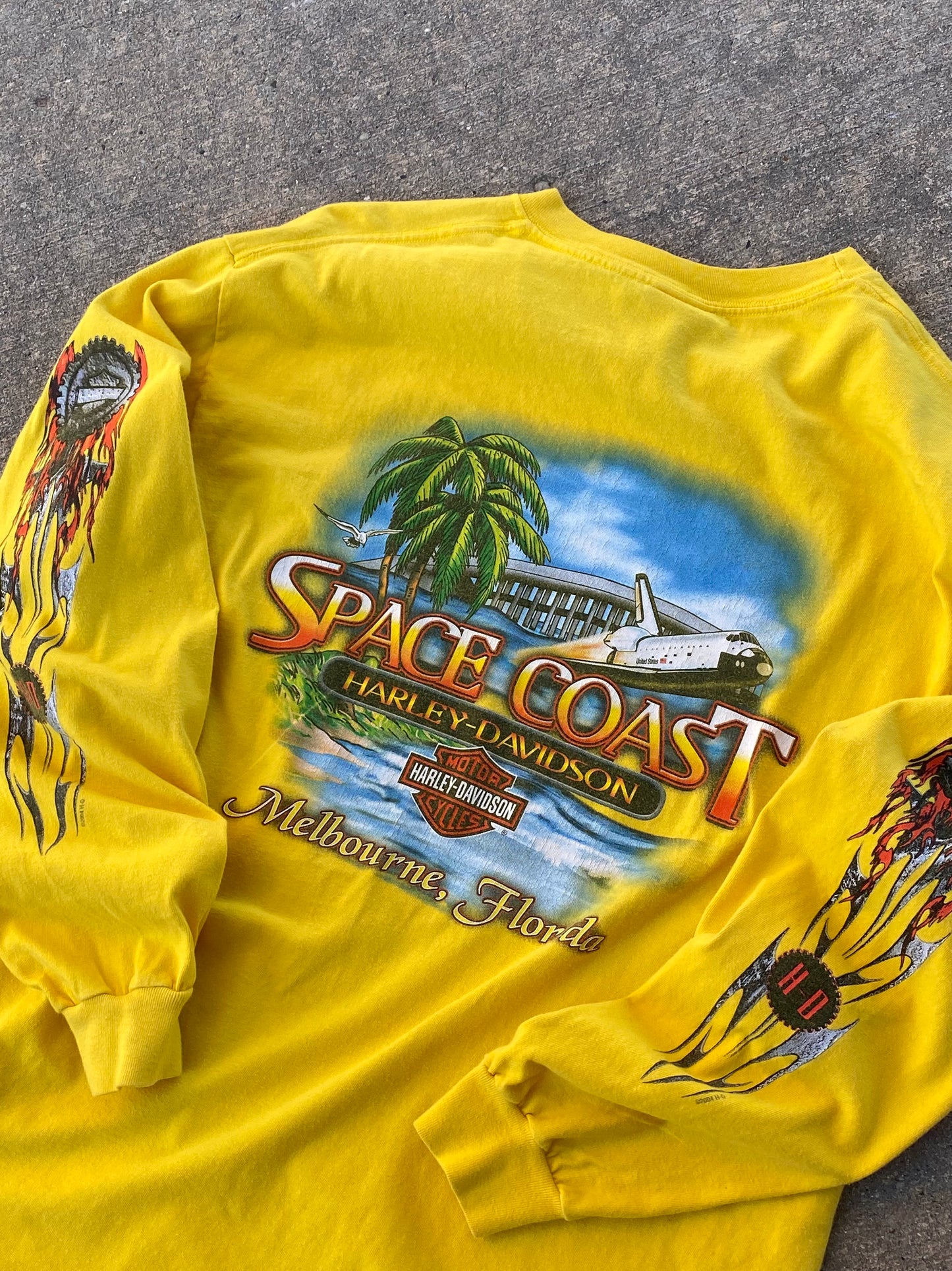 Vintage Harley Davidson yellow long sleeve size large