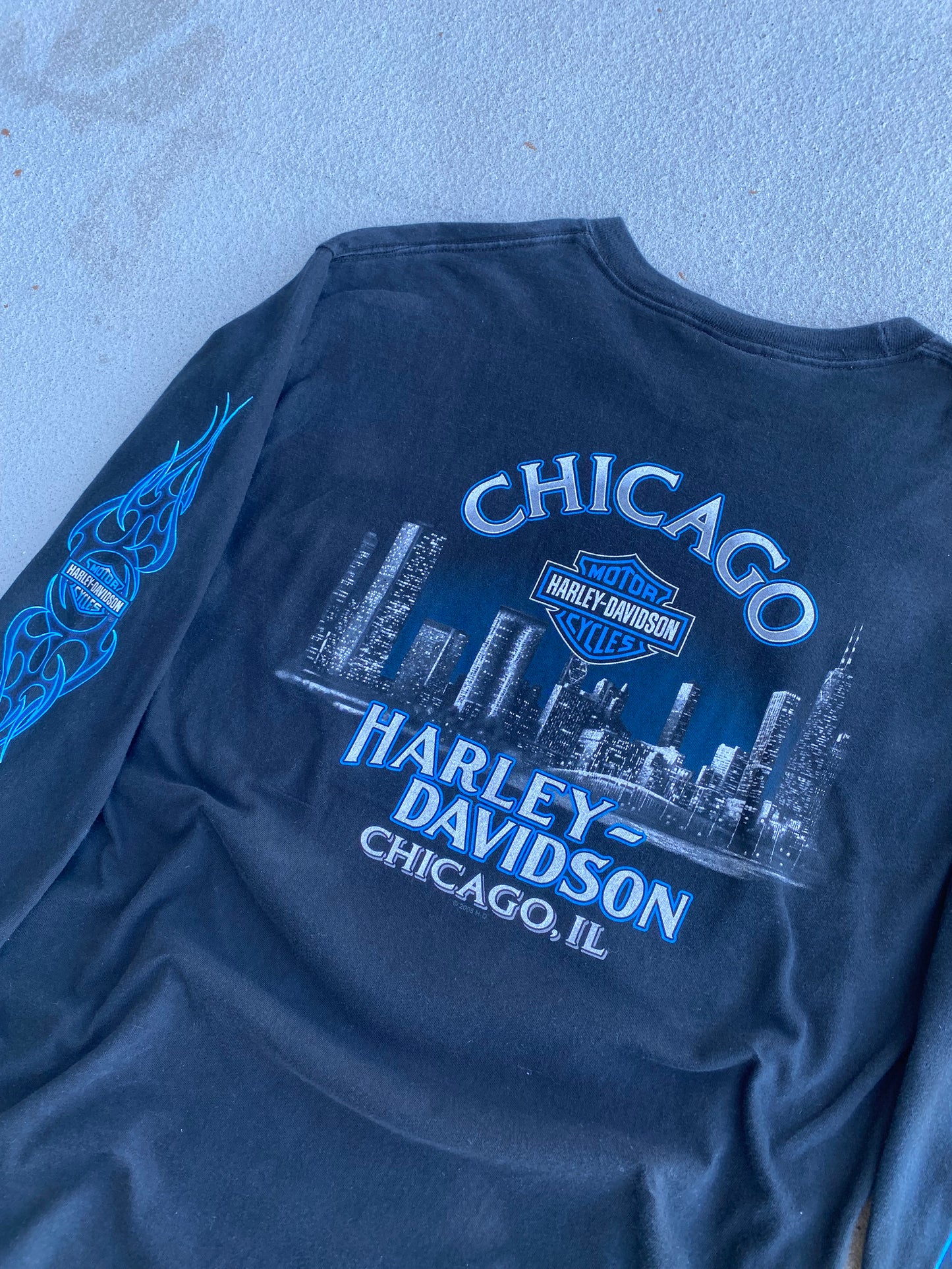 Harley Davidson Blue Flame Chicago Long sleeve size XL