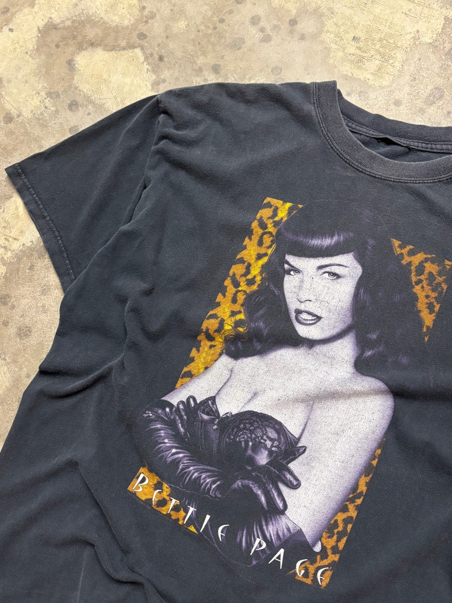 Vintage Betty Page shirt size XL