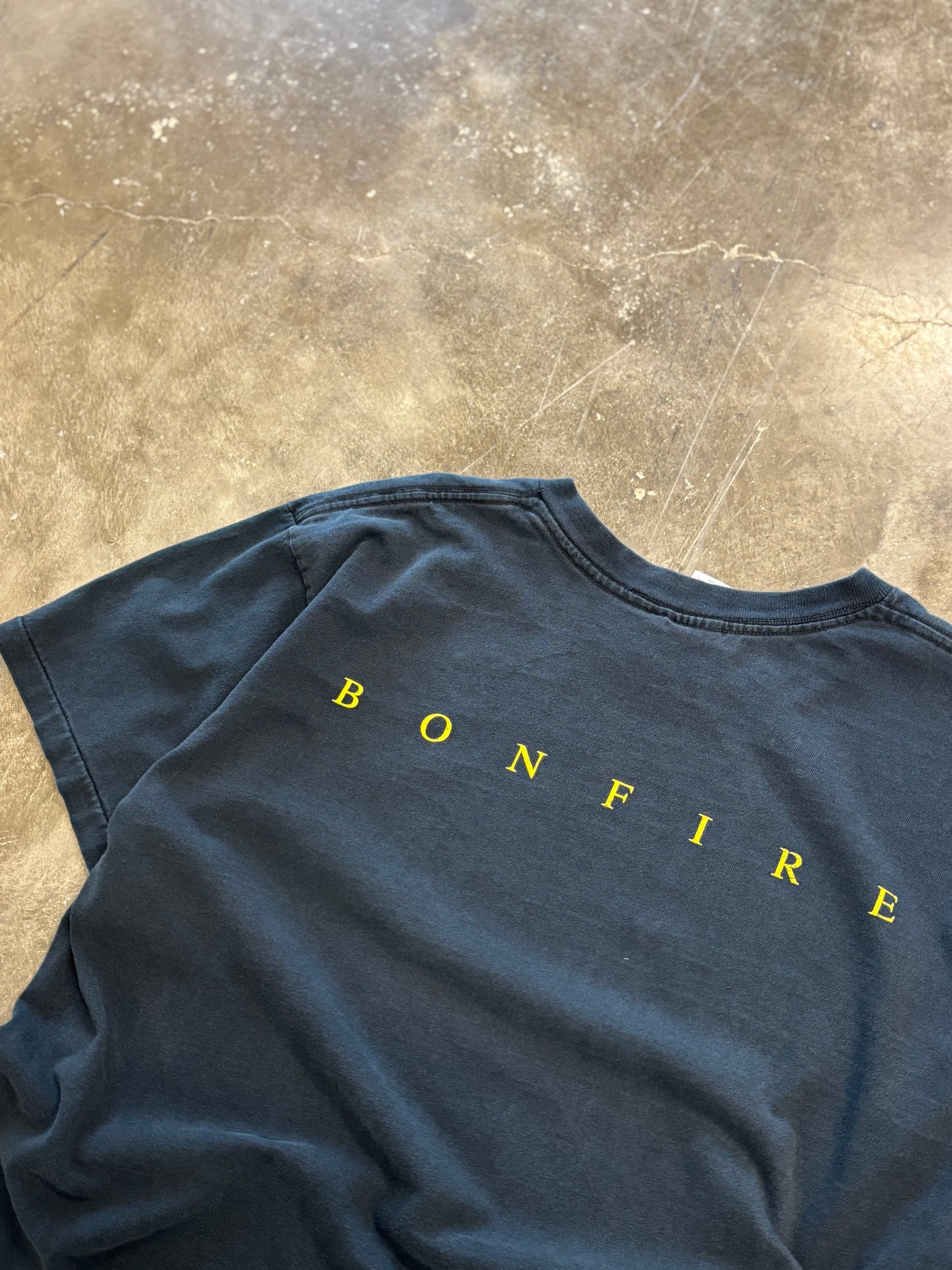 Vintage AC/DC bonfire shirt size large