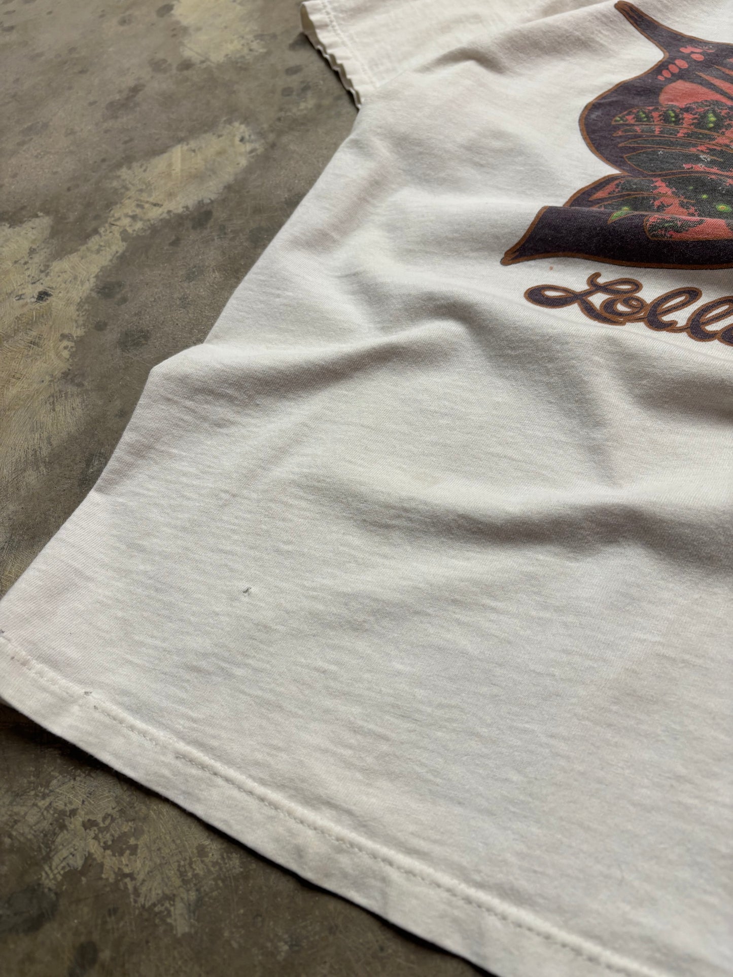 Vintage Thrashed Lollapalooza shirt size extra large