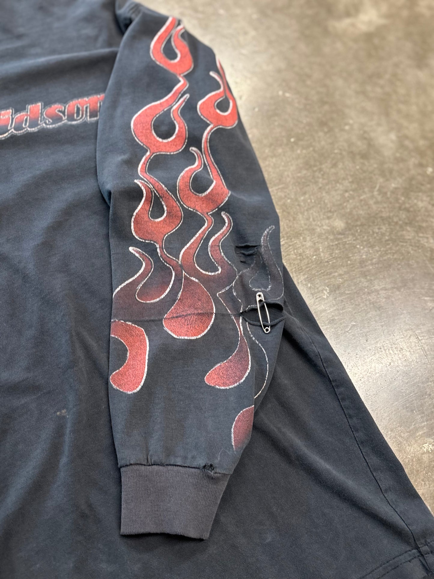 Harley Davidson Magma long sleeve size large fits xl
