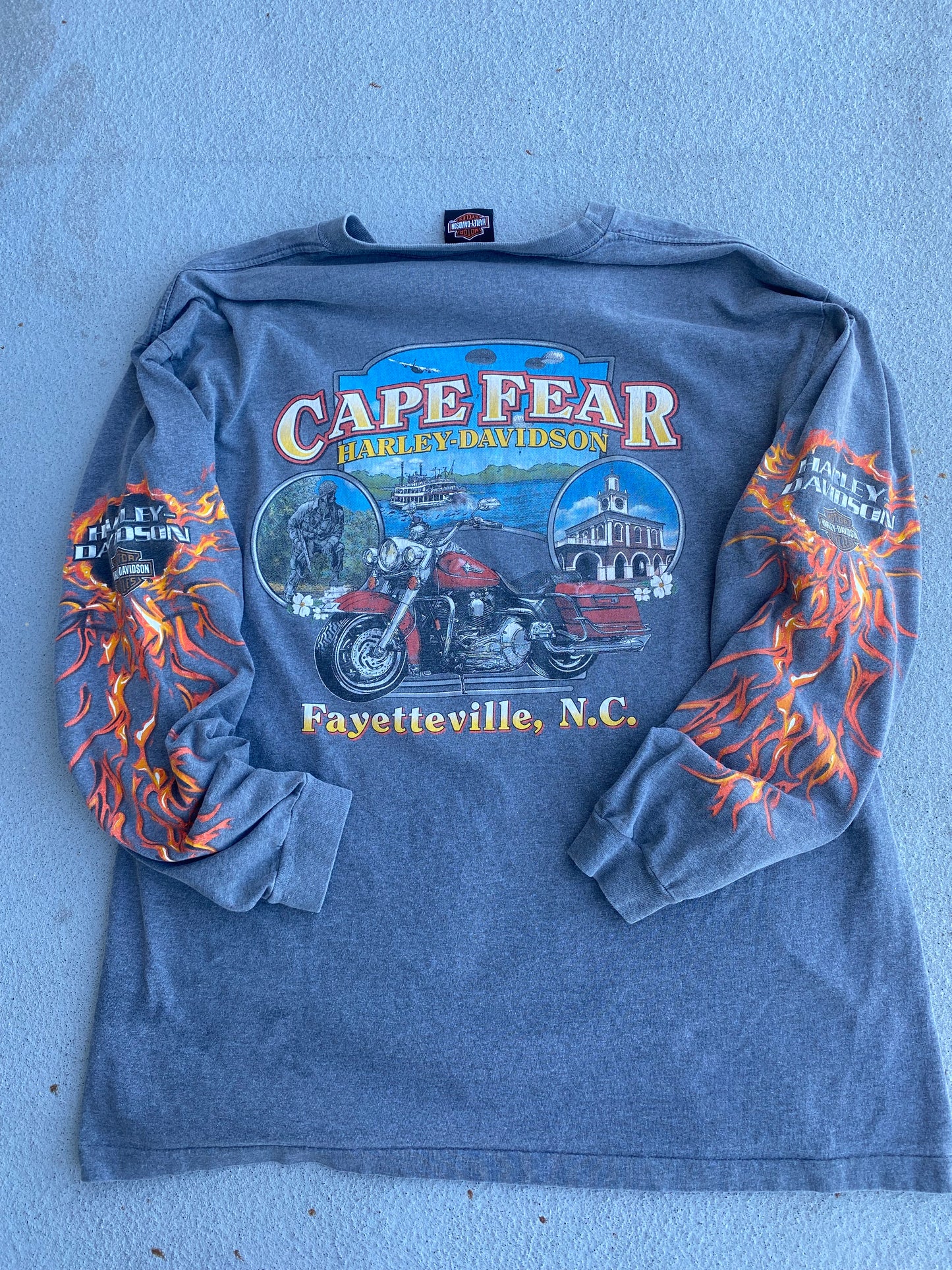 Vintage Harley Lava flame long sleeve size XL