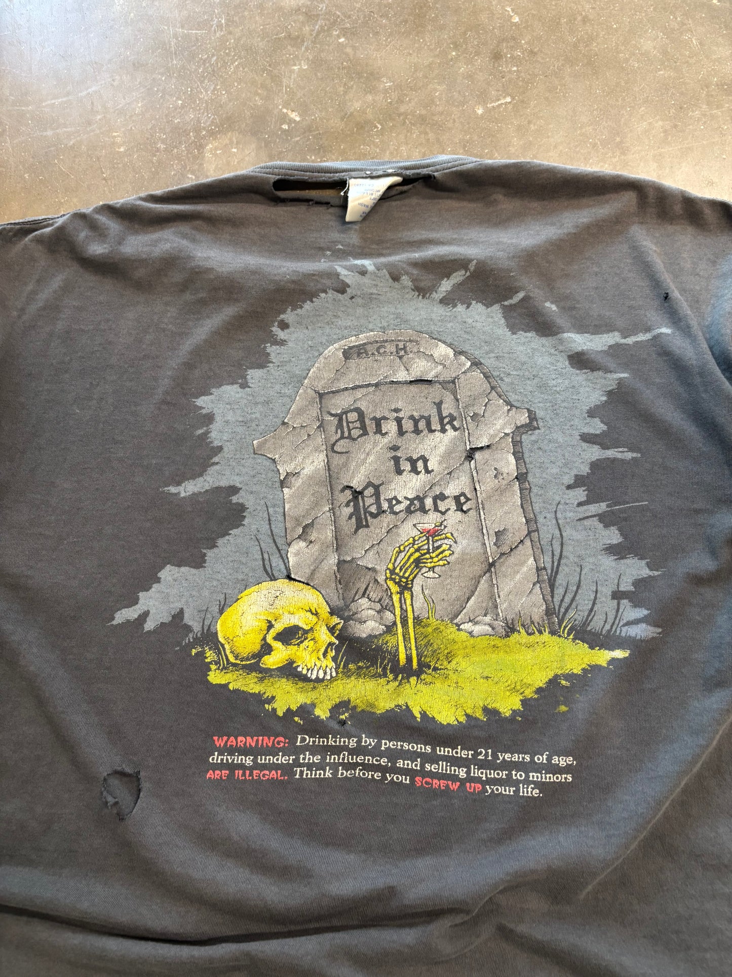 Vintage Black Death Vodka shirt size XL
