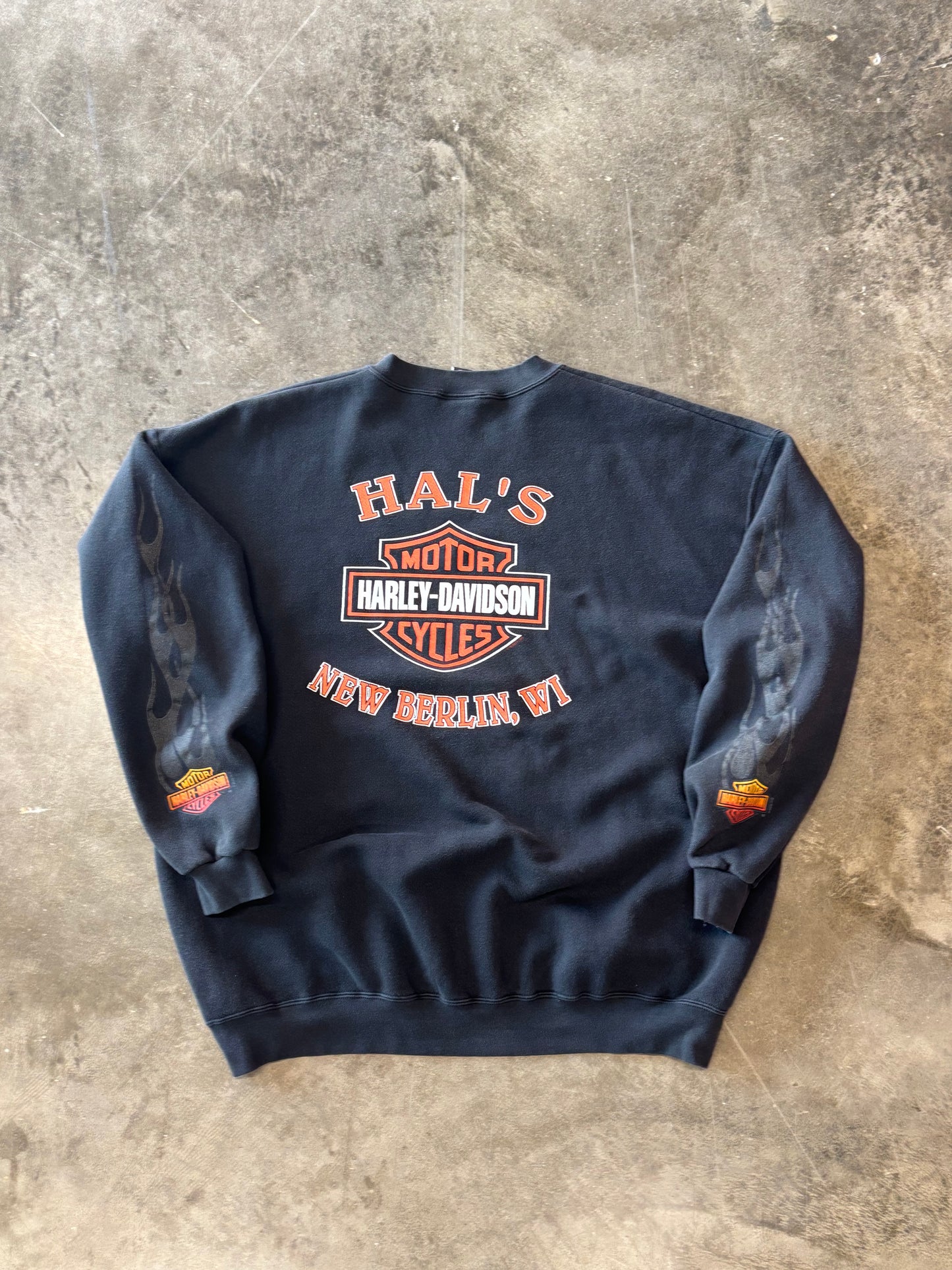 Vintage Harley Davidson black flame crewneck size XXL