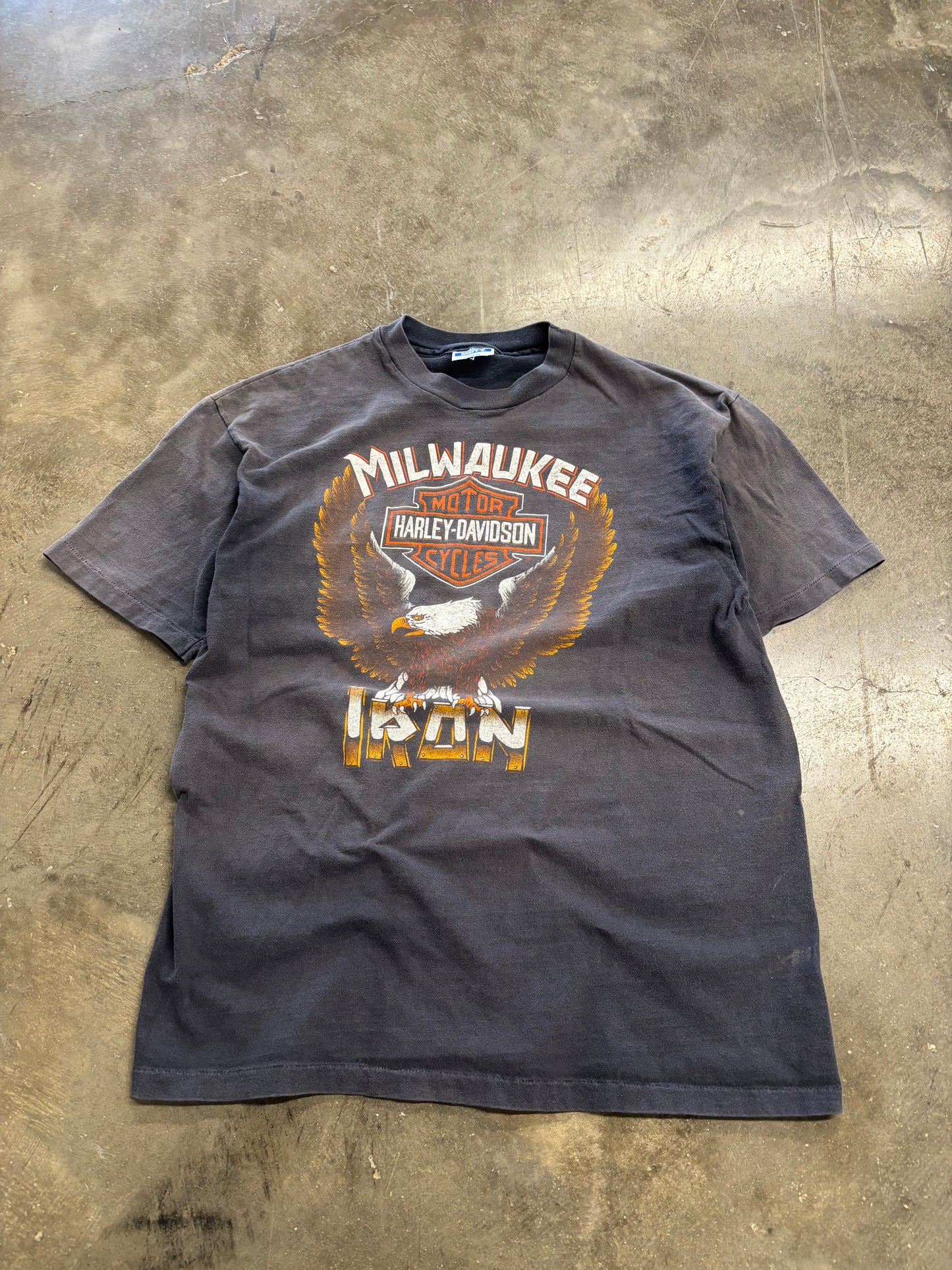 Vintage 80’s Smoked Out Milwaukee Iron shirt size XL