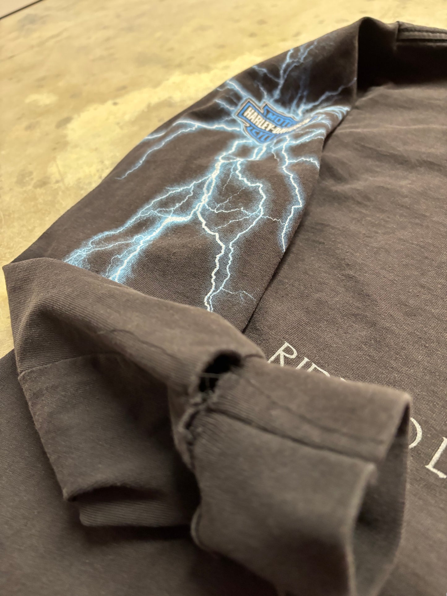 Vintage Harley Davidson Lightning long sleeve size large