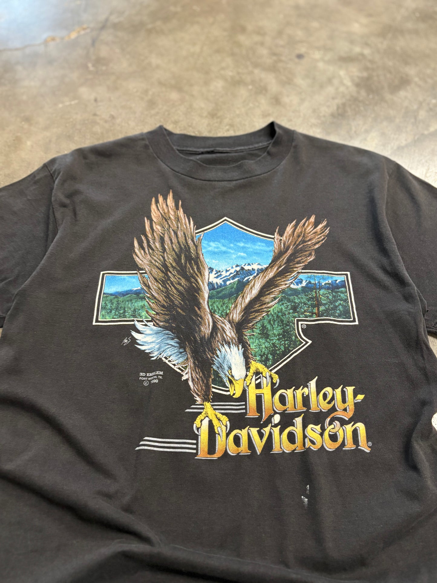 Vintage Harley Davidson 3D emblem shirt size large