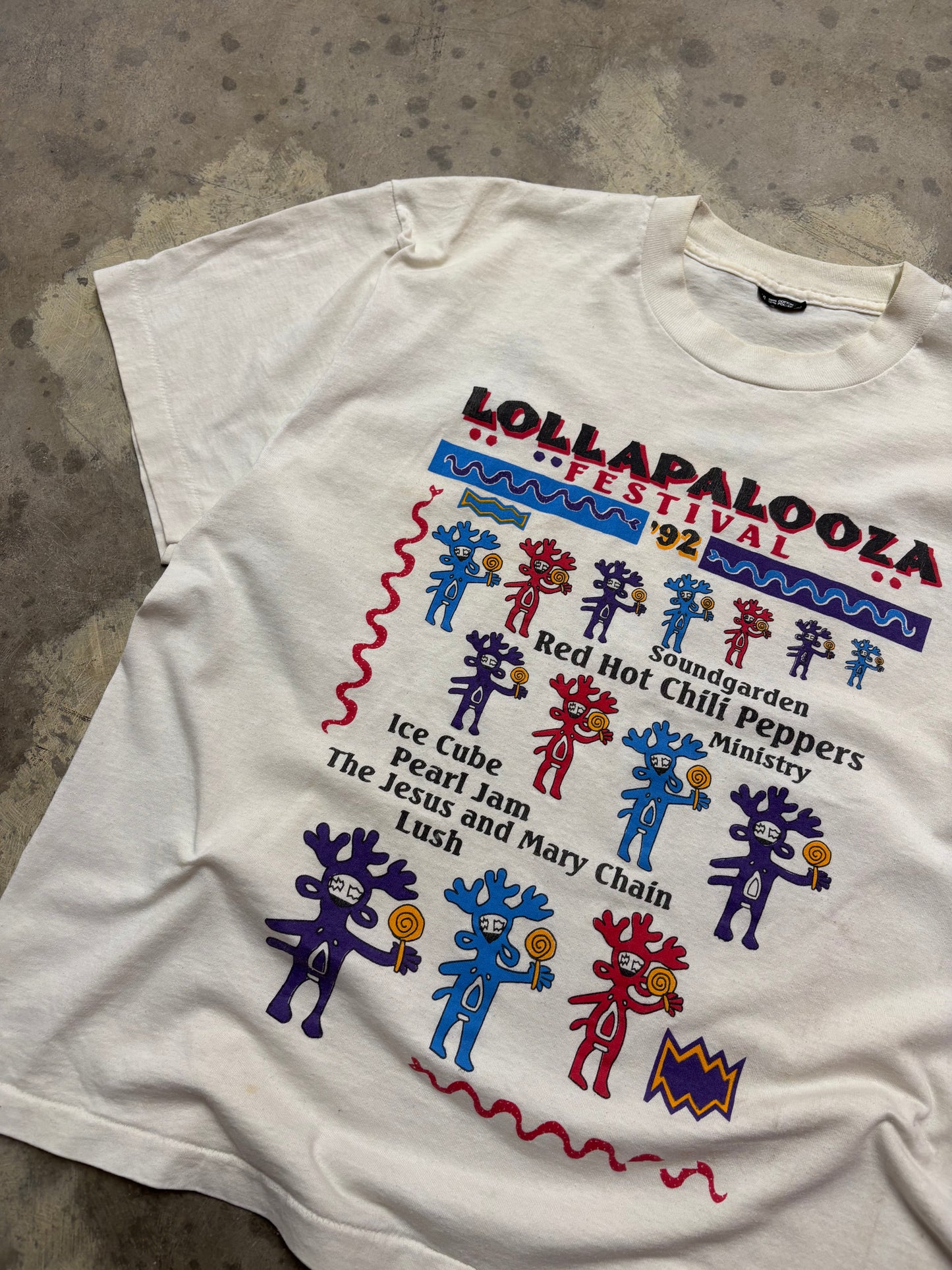 Vintage 1992 LollaPalooza shirt size large