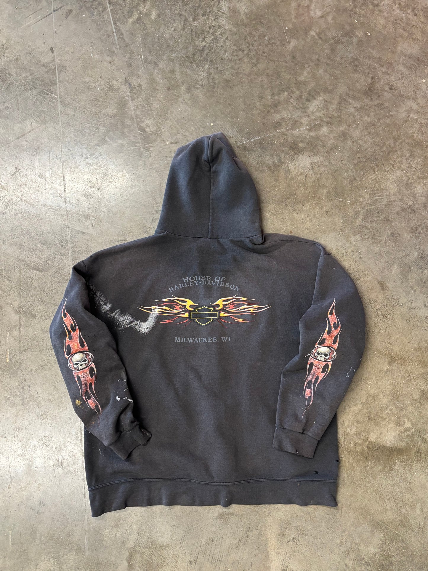 Vintage Harley Davidson Thrashed and Faded Skull flame zip up hoodie size extra large