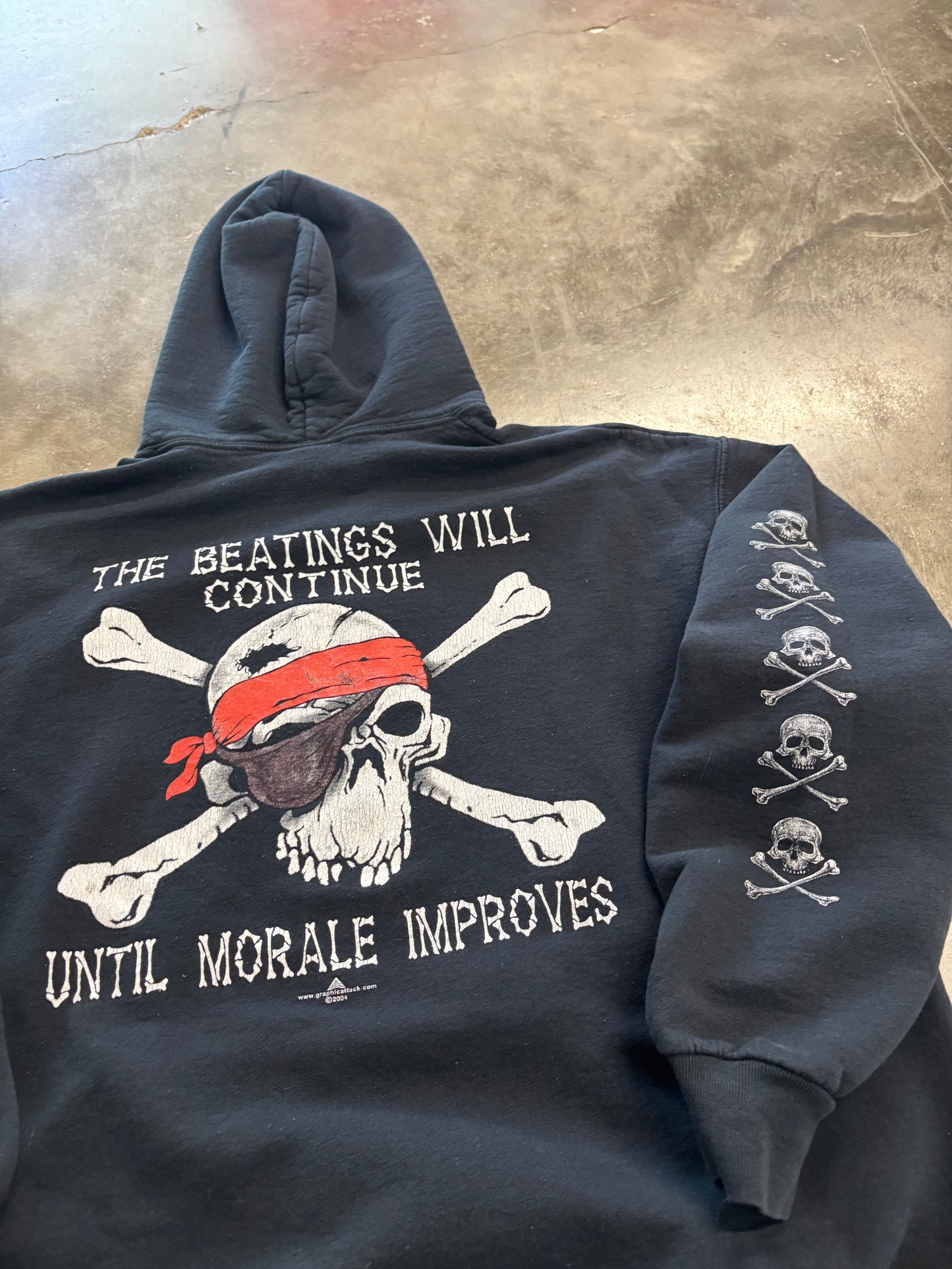 Vintage Skull pile hoodie size XL
