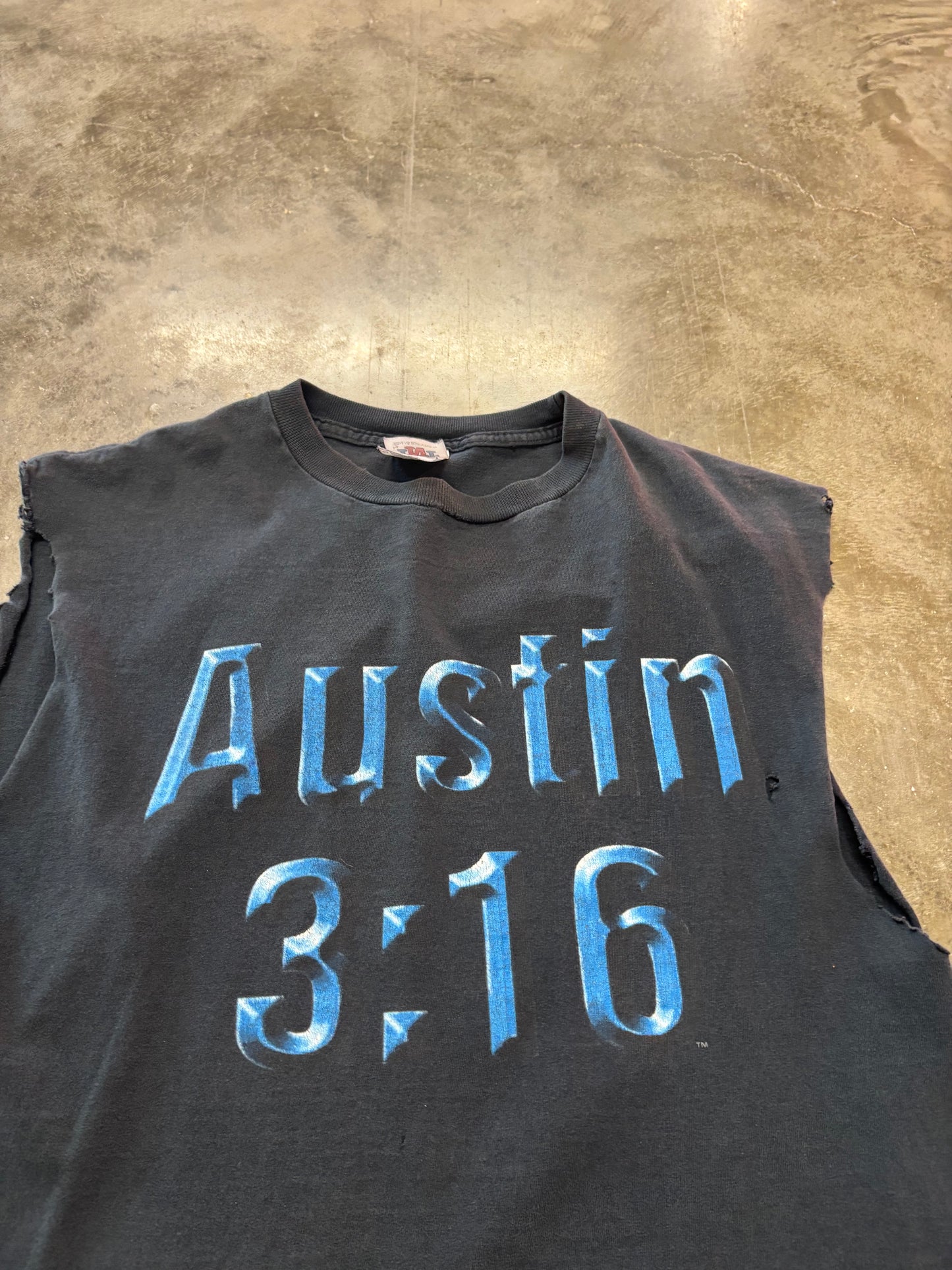 Vintage Stone Cold Cutoff size large