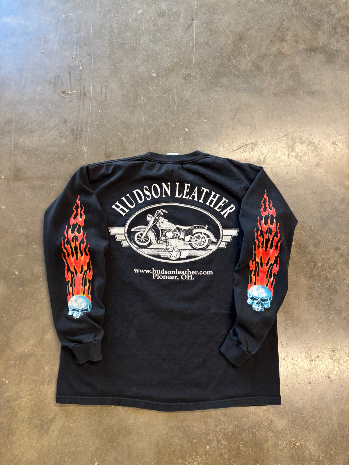 Vintage skull flame long sleeve size large