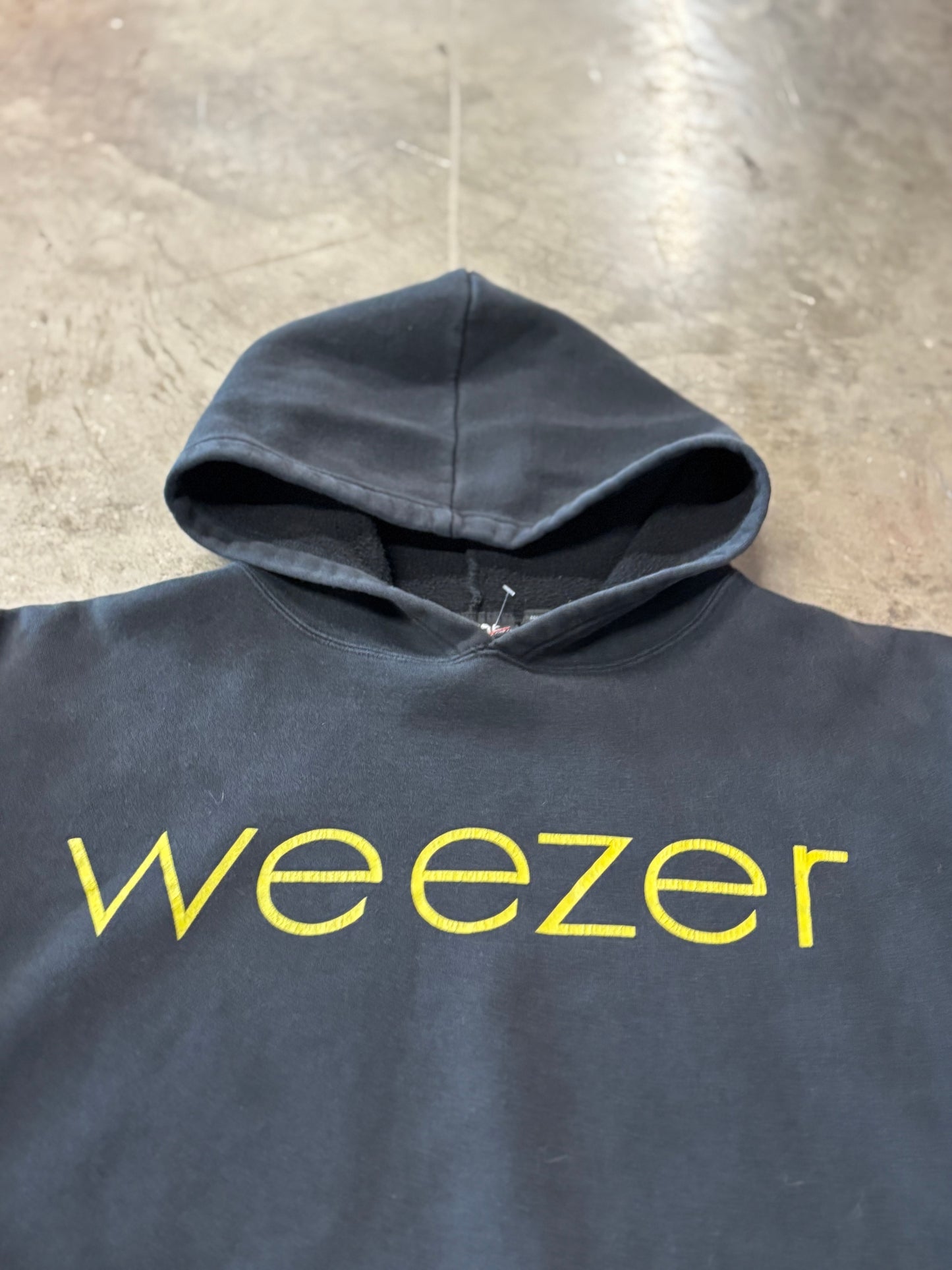 Vintage Weezer hoodie size large