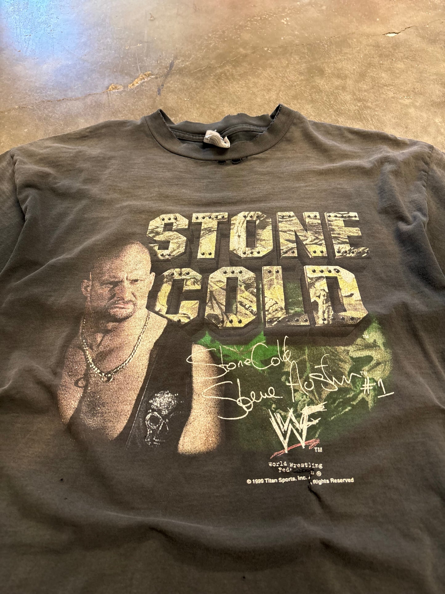 Vintage Smoked Out Stone Cold shirt size XL