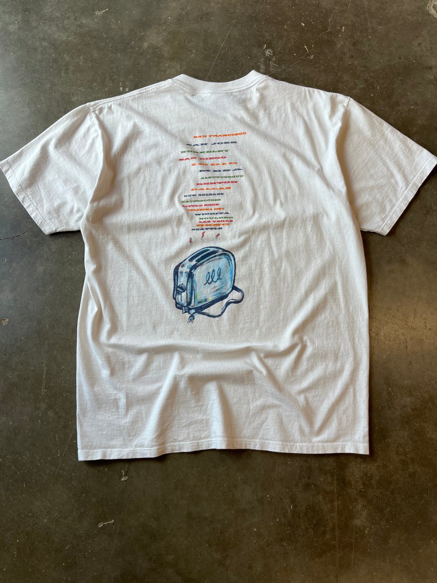 Vintage Pearl Jam puppet shirt size xl