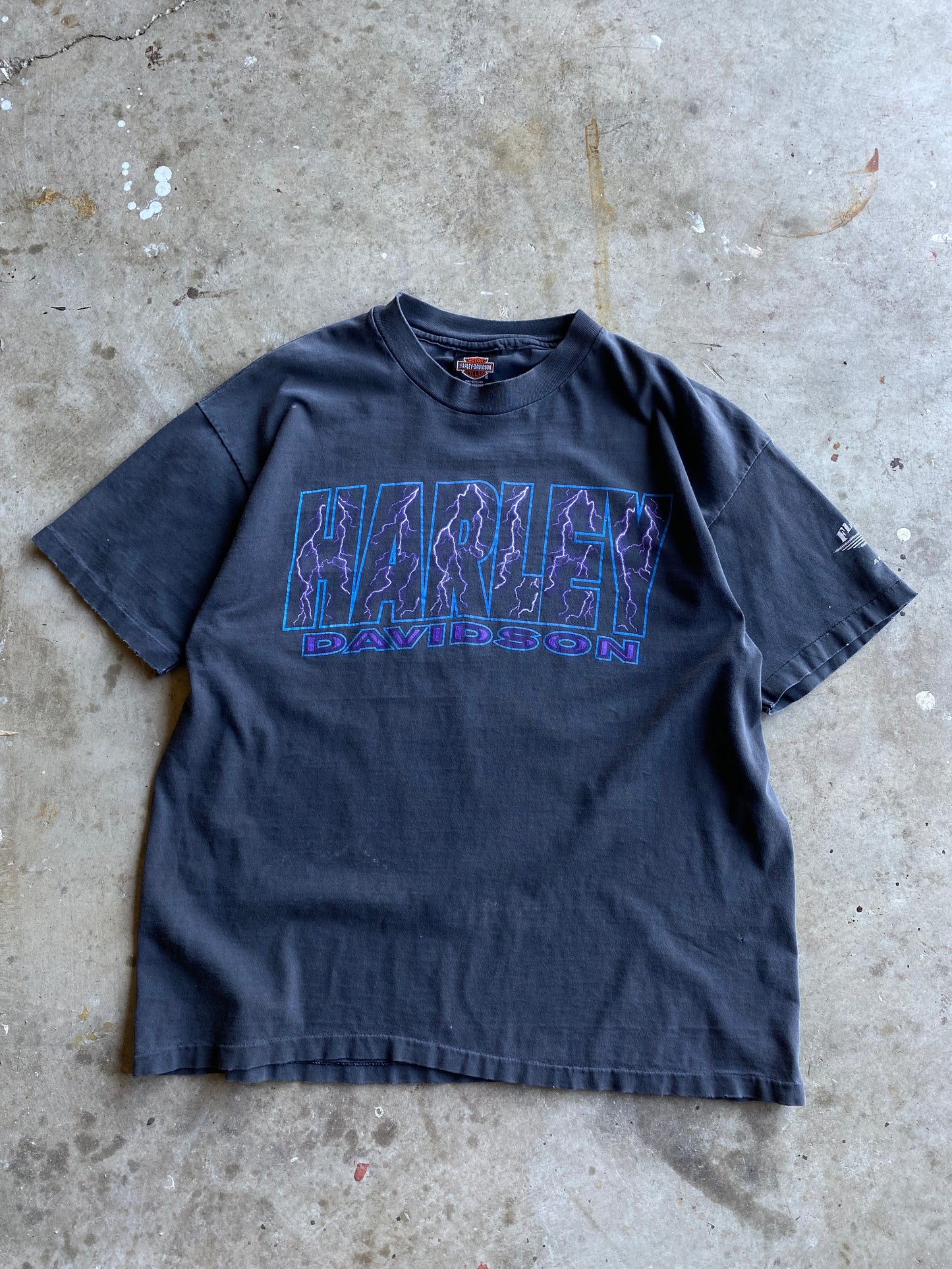 Vintage Harley Davidson Purple lightning shirt size extra large