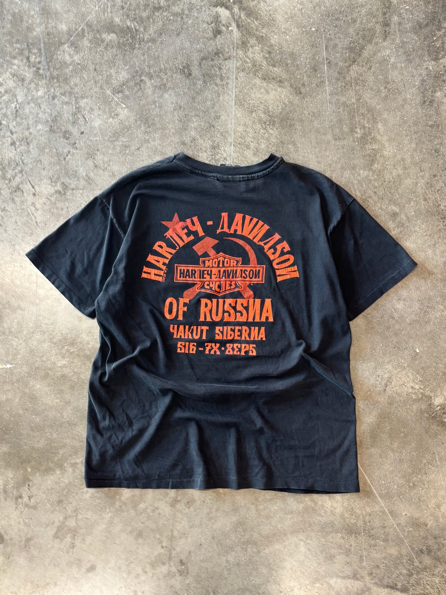 Vintage Harley Russia shirt size large