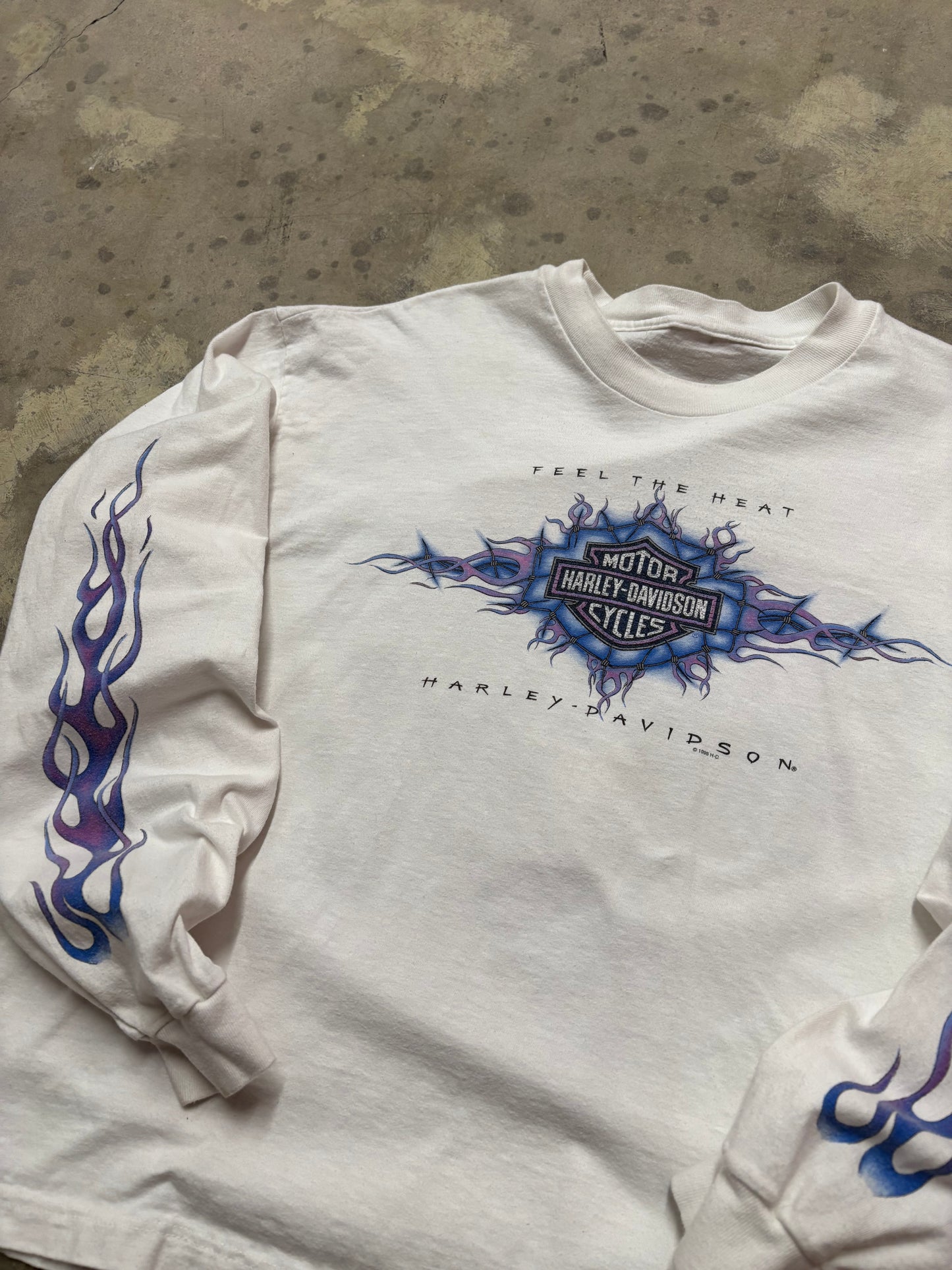 Vintage Harley Davidson Feel the heat purple long sleeve size large