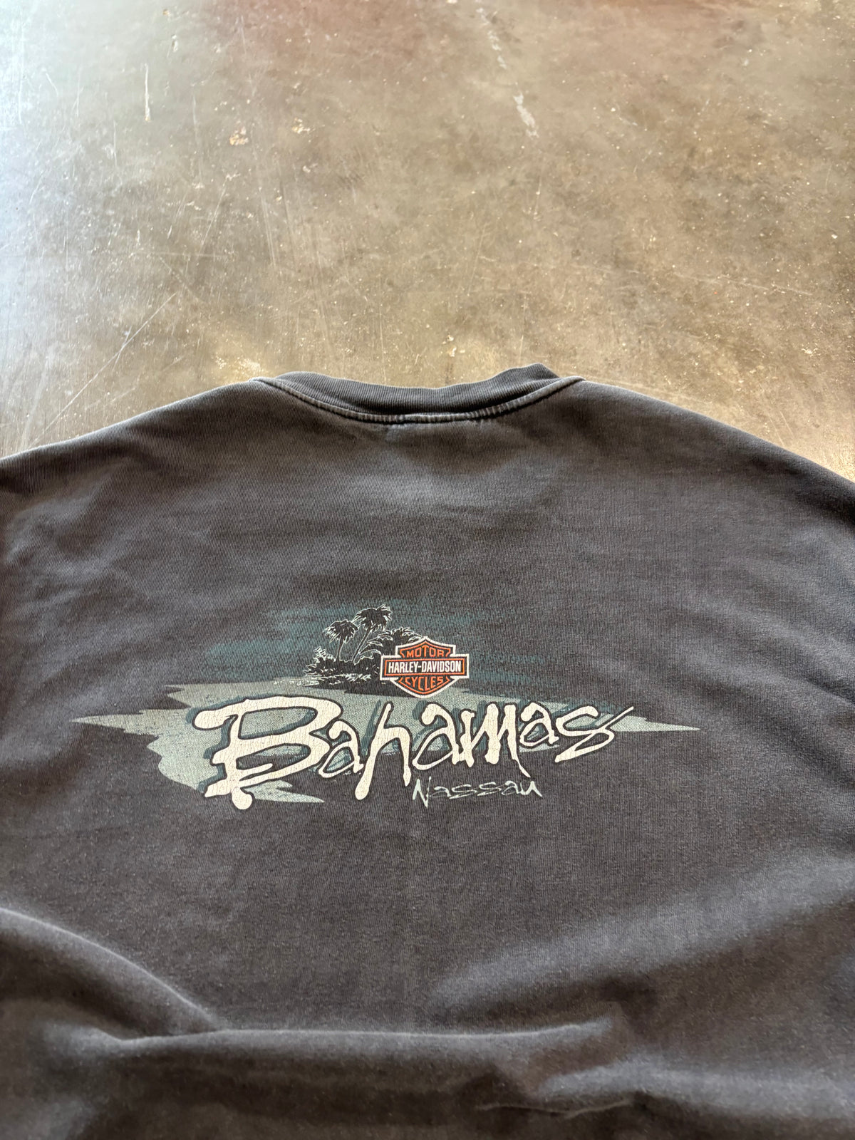 Vintage faded Harley Davidson blue shield shirt size extra large