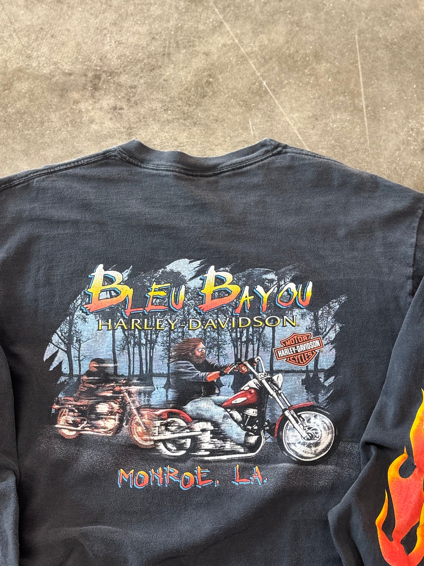 Vintage Harley Davidson Flaming engine long sleeve size large