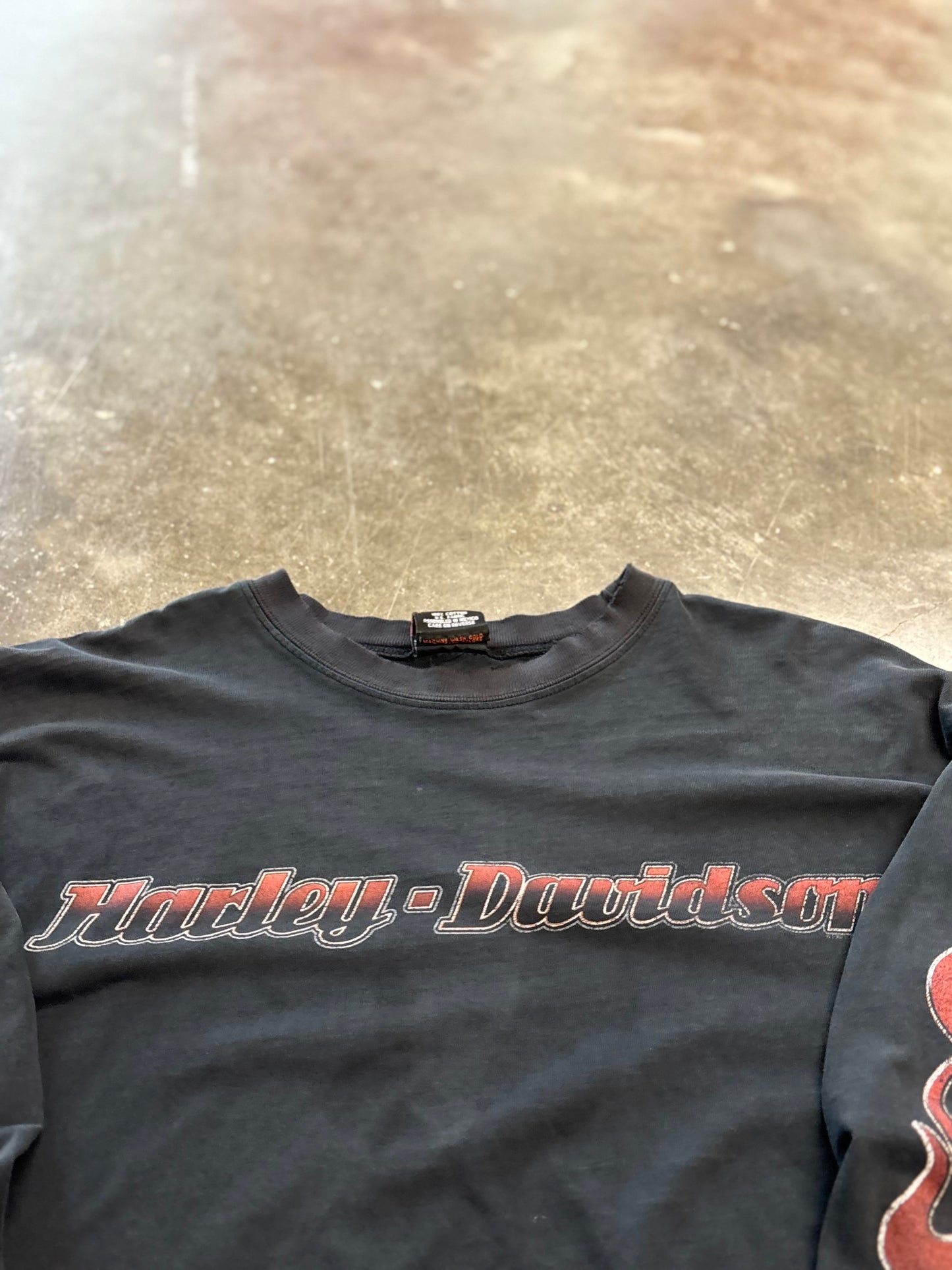 Harley Davidson Magma long sleeve size large fits xl