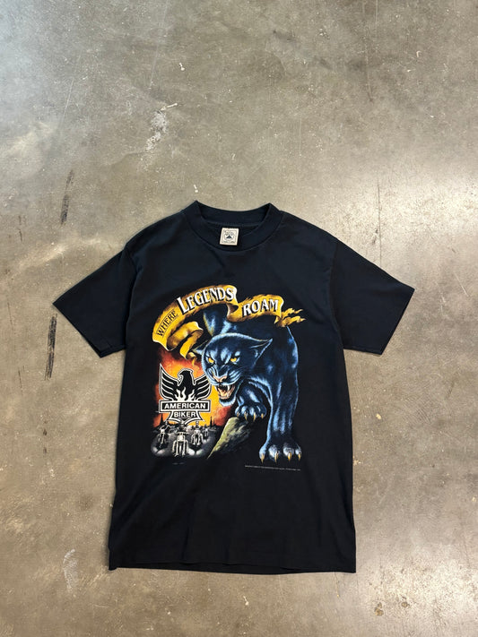 Vintage 3d emblem shirt size medium
