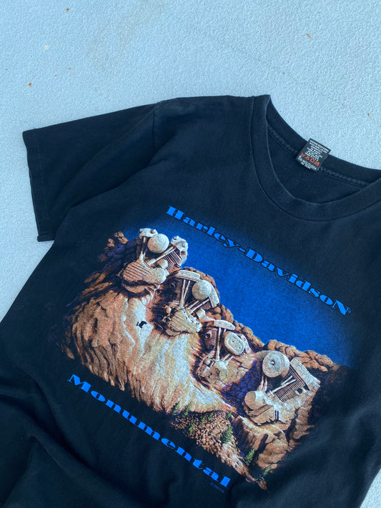 Vintage Harley Davidson Monumental shirt Size Large
