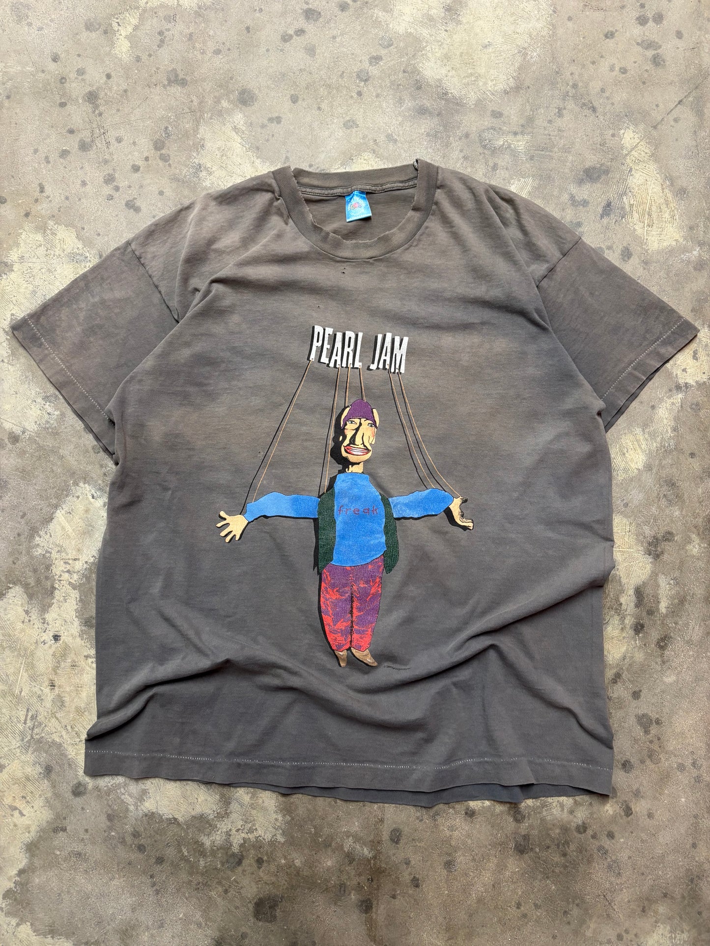 Vintage Pearl Jam Freak shirt size XL
