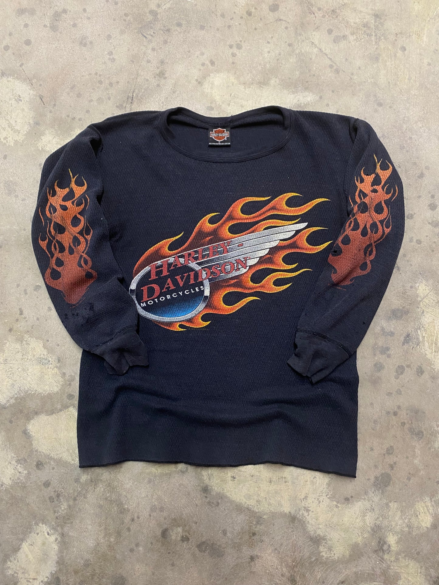 Vintage Harley Davidson Flaming shield thermal long sleeve size large