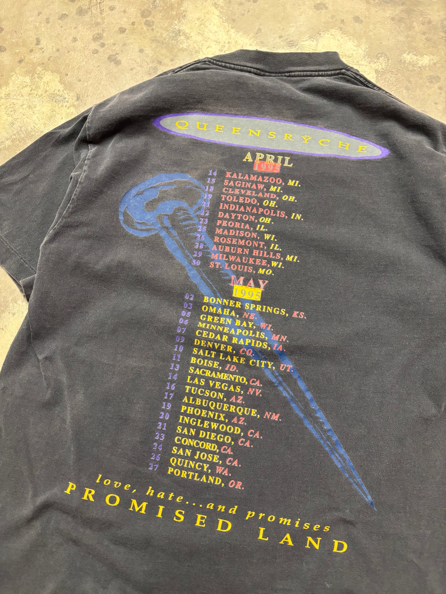 Vintage Queensryche shirt size XL