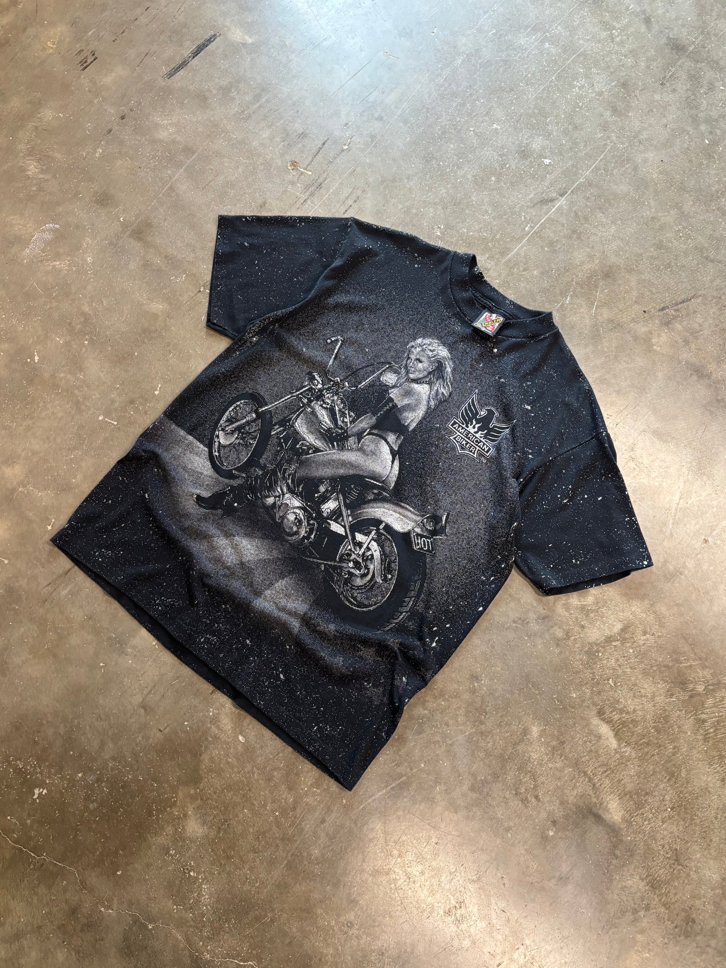 Vintage 3D Emblem Biker girl shirt size XL