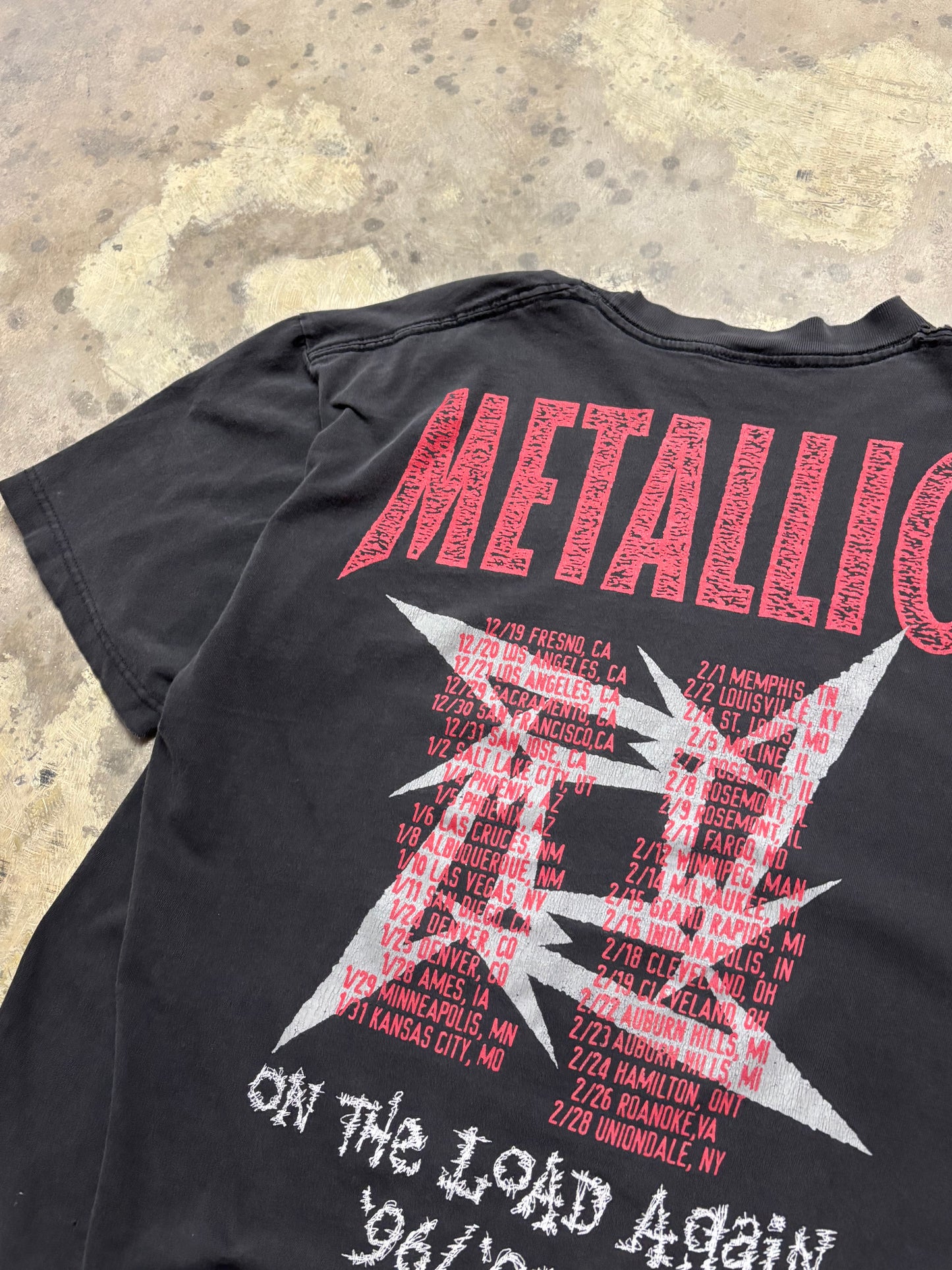 Vintage Metallica shirt size large