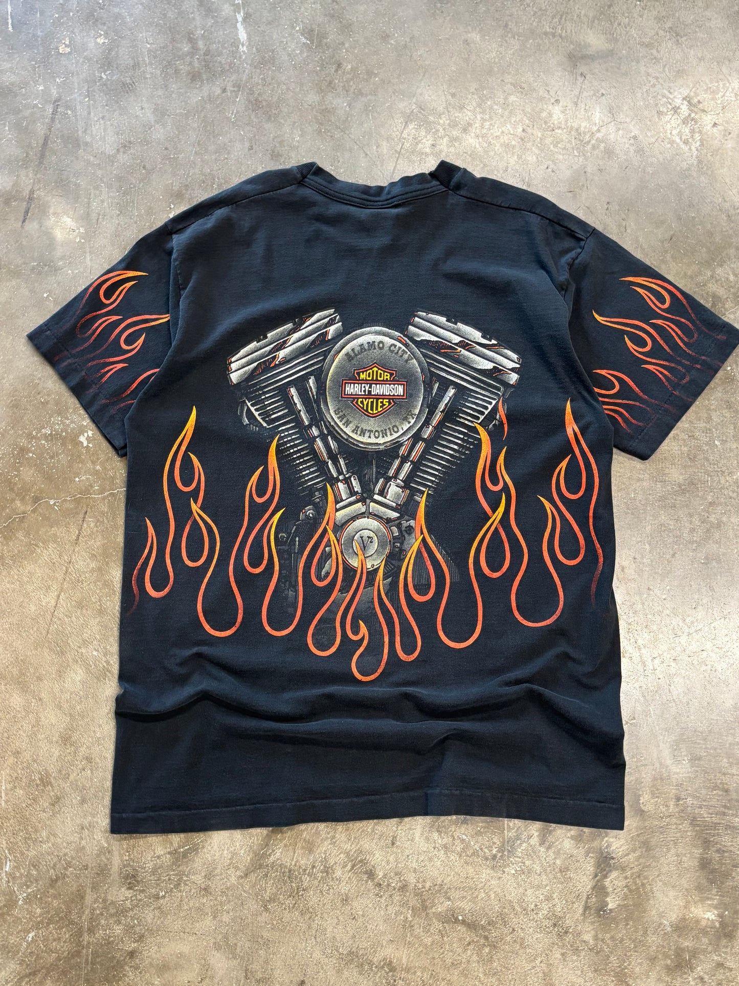 Vintage Harley Davidson V -Twin Flame shirt size xl
