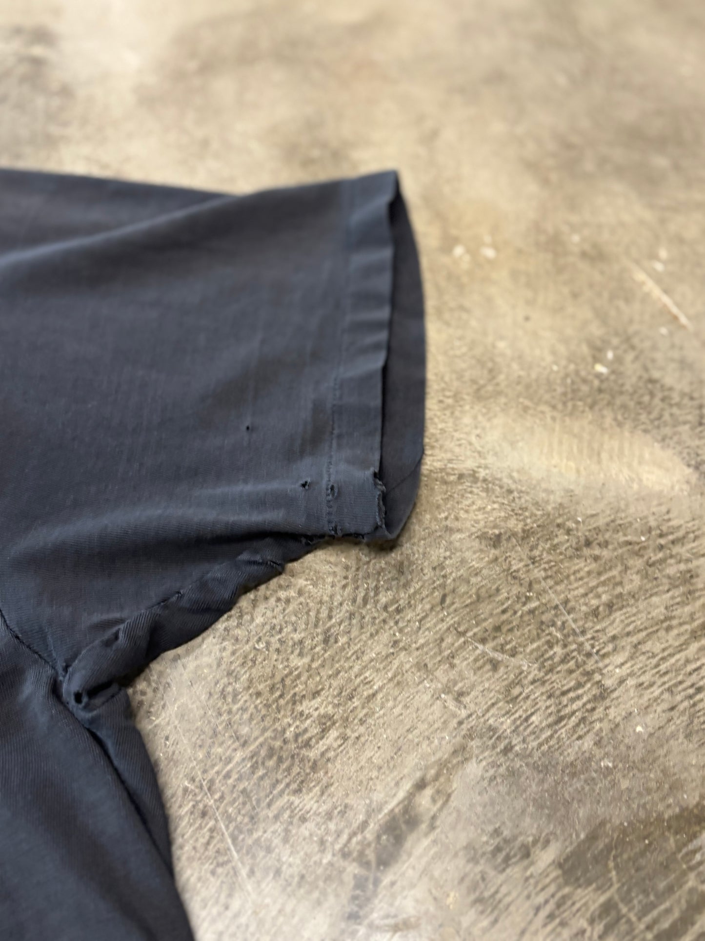 Vintage Boxy and Thrashed Harley Davidson Blue Flame Long sleeeve size XXL