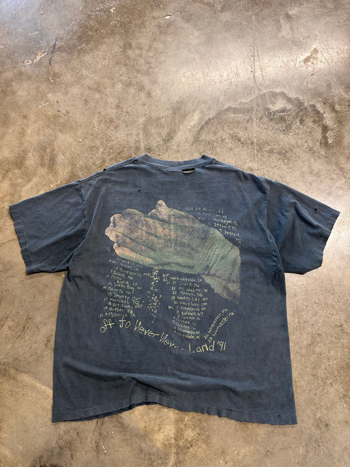 Vintage Metallica thrashed and faded enter sandman shirt size xl
