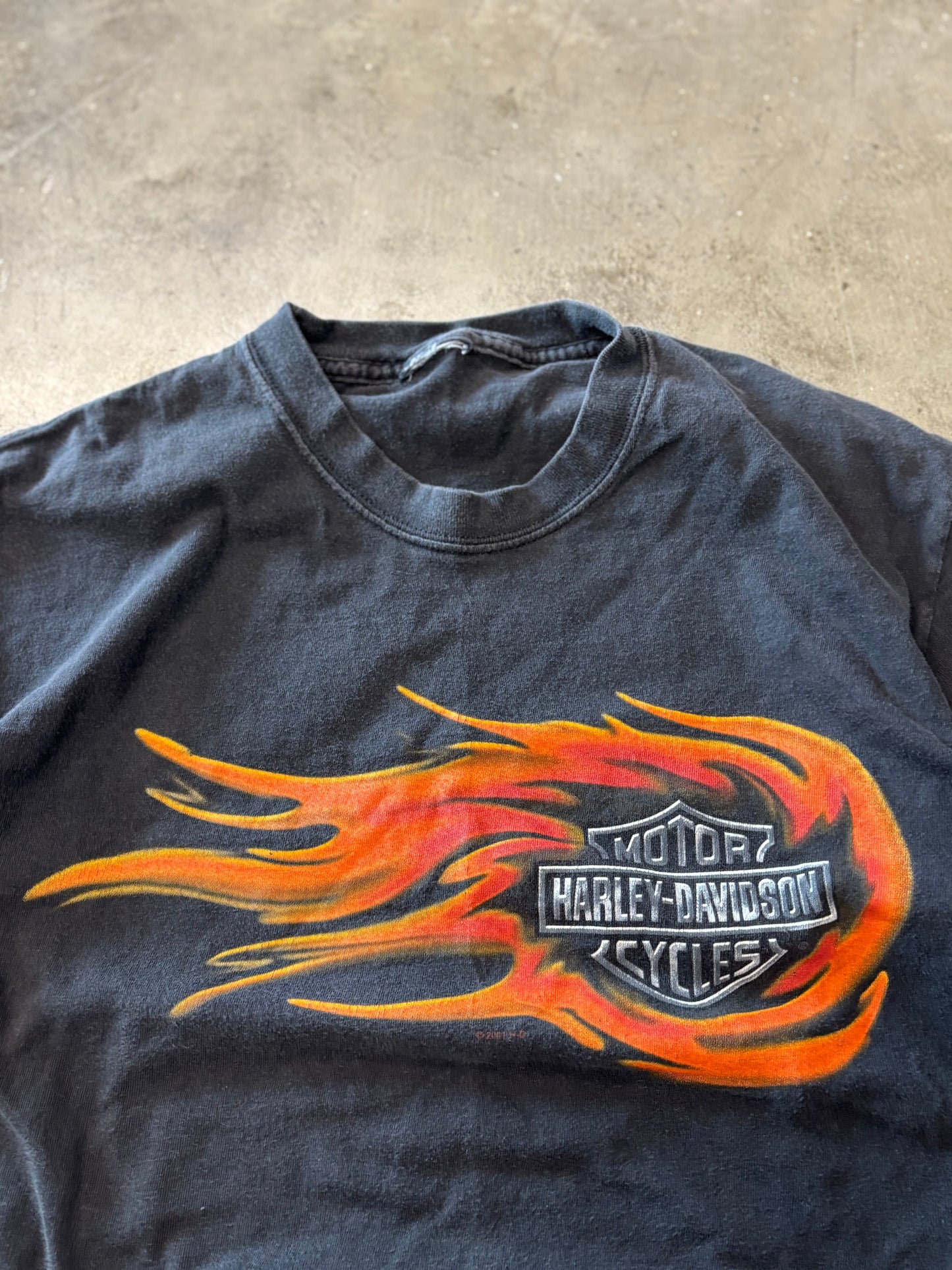Vintage Harley Davidson flame ball shirt size small
