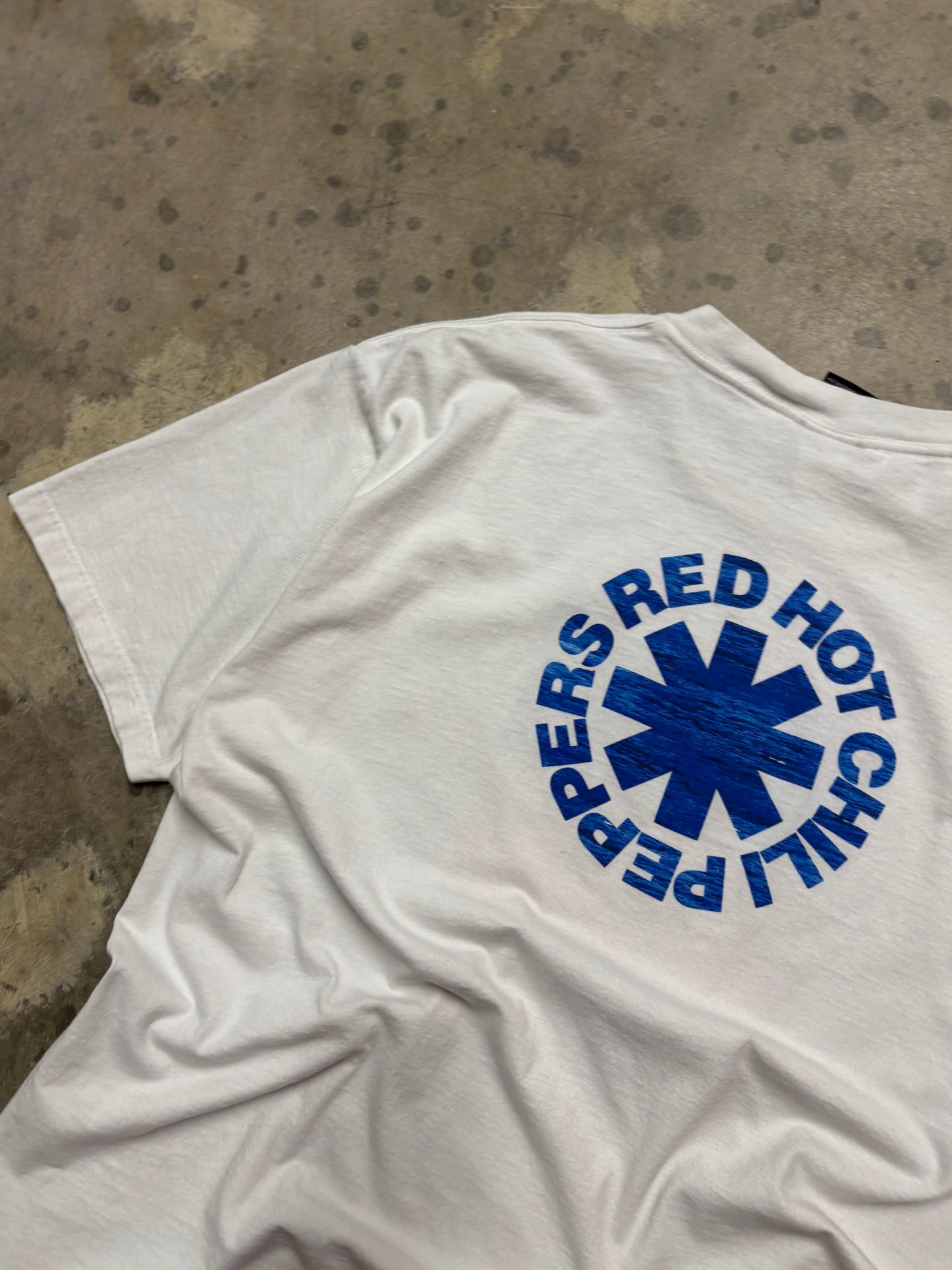 Vintage Red Hot Chili Peppers shirt size XL
