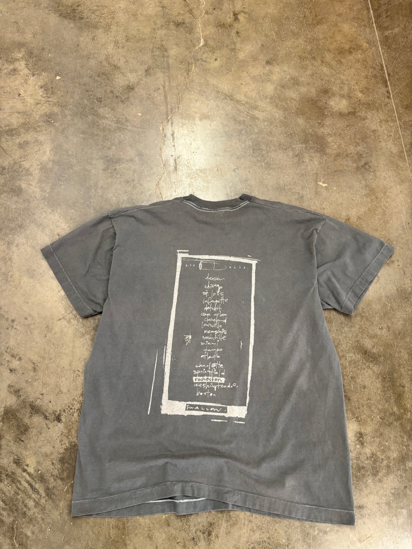Vintage Pearl Jam Freak shirt size xl