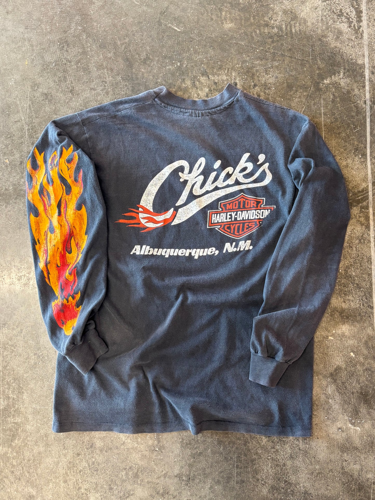 Vintage Harley Davidson bikers only long sleeve size large chicks