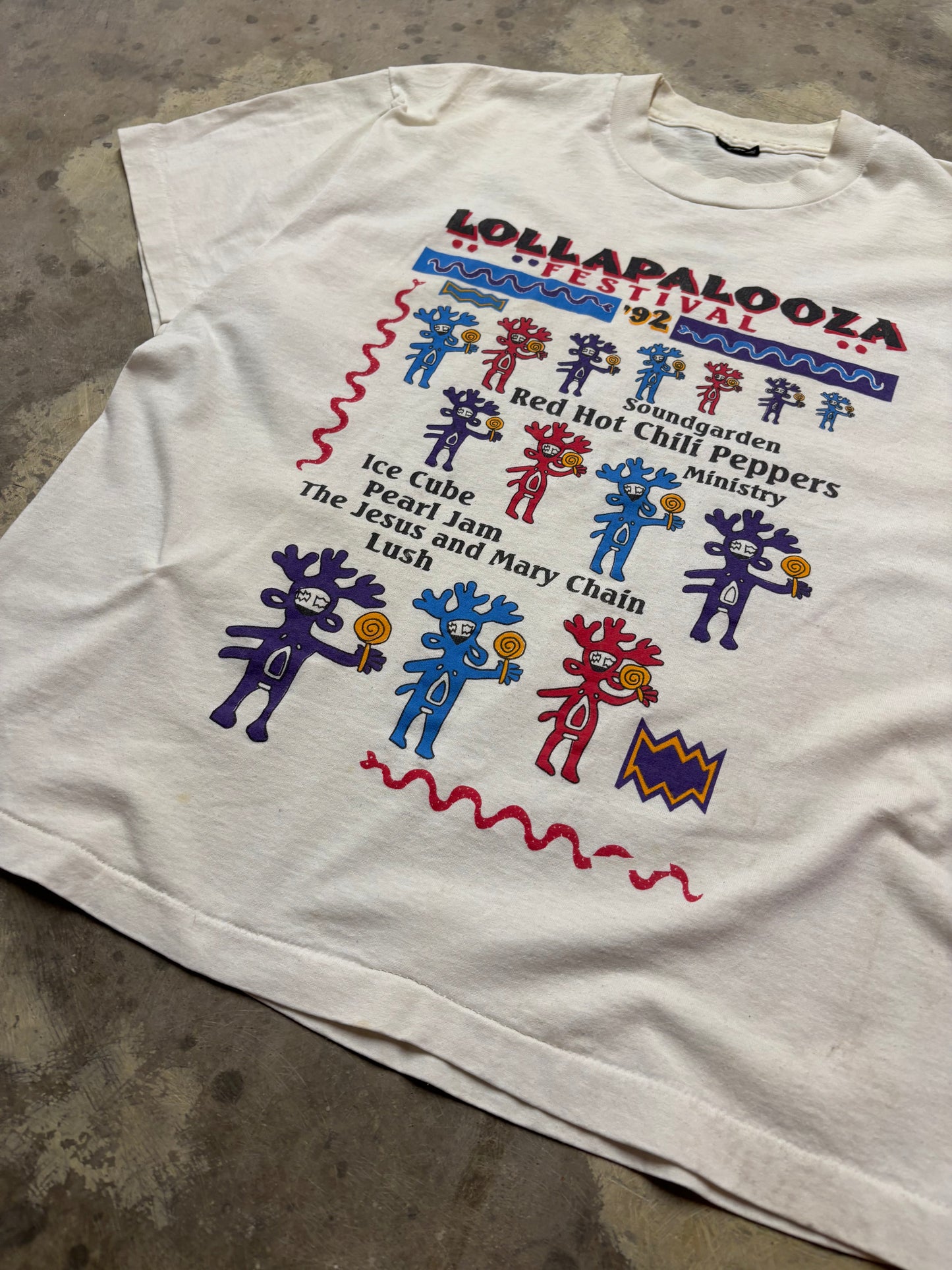 Vintage 1992 LollaPalooza shirt size large