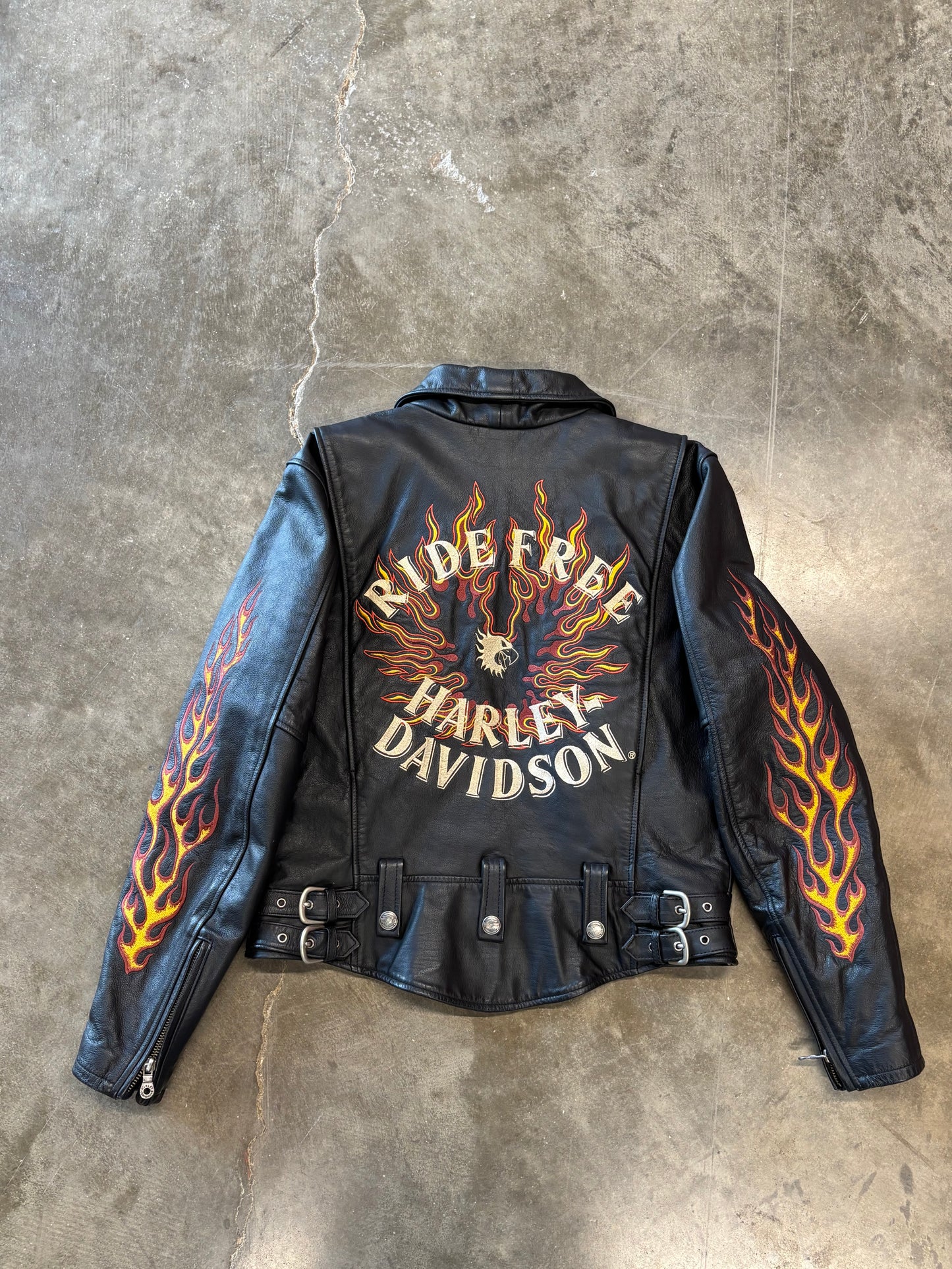 Vintage Harley Davidson women’s leather flame jacket size medium