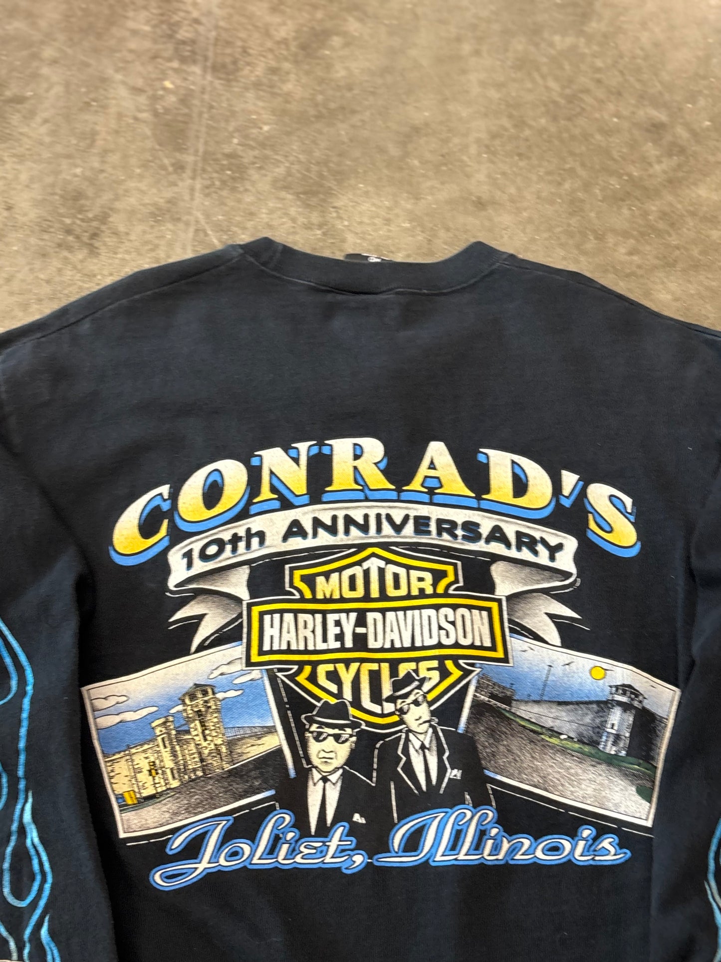 Vintage Harley Davidson blue flame size medium