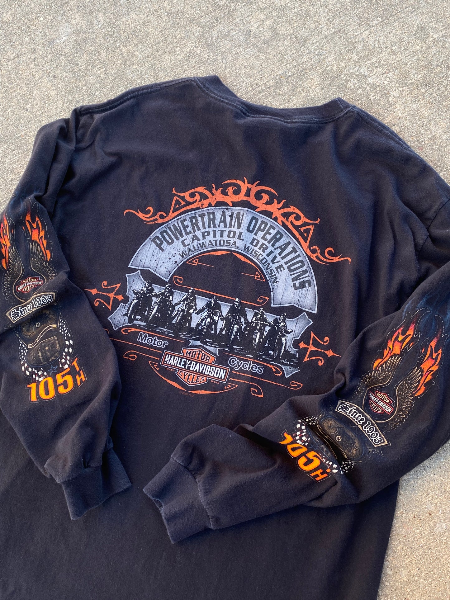 Harley Davidson 105 years long sleeve size large