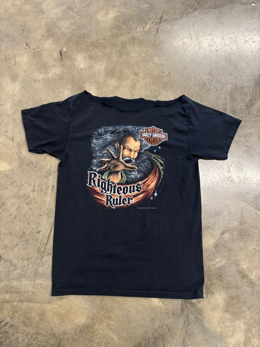 Vintage Chopped Neck 3d emblem shirt size large