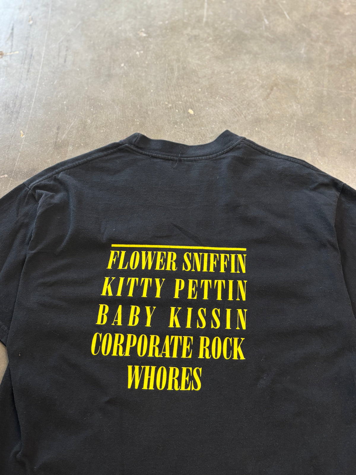 Vintage Nirvana smiley shirt size medium