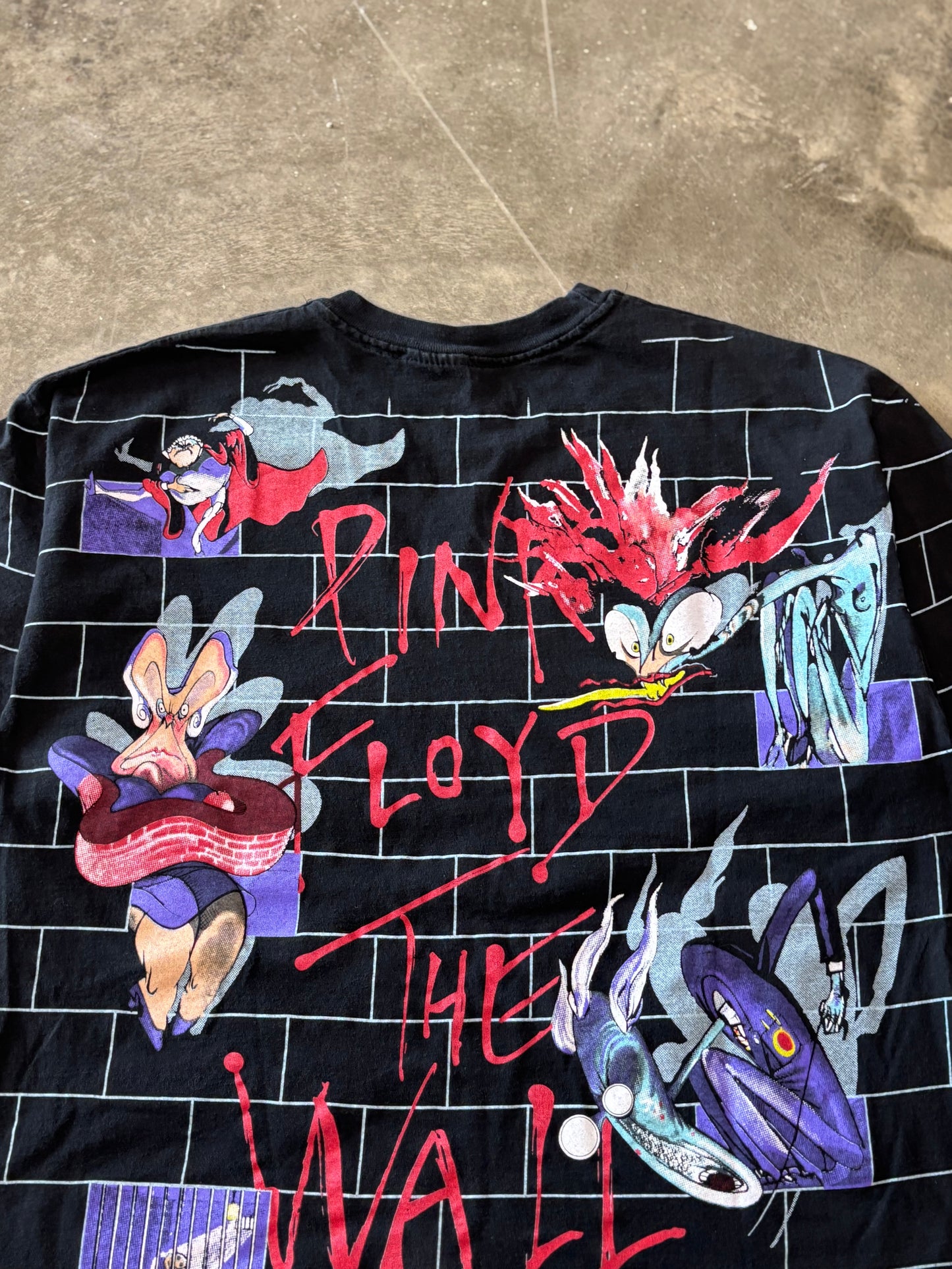 Vintage Pink Floyd The wall shirt size extra large