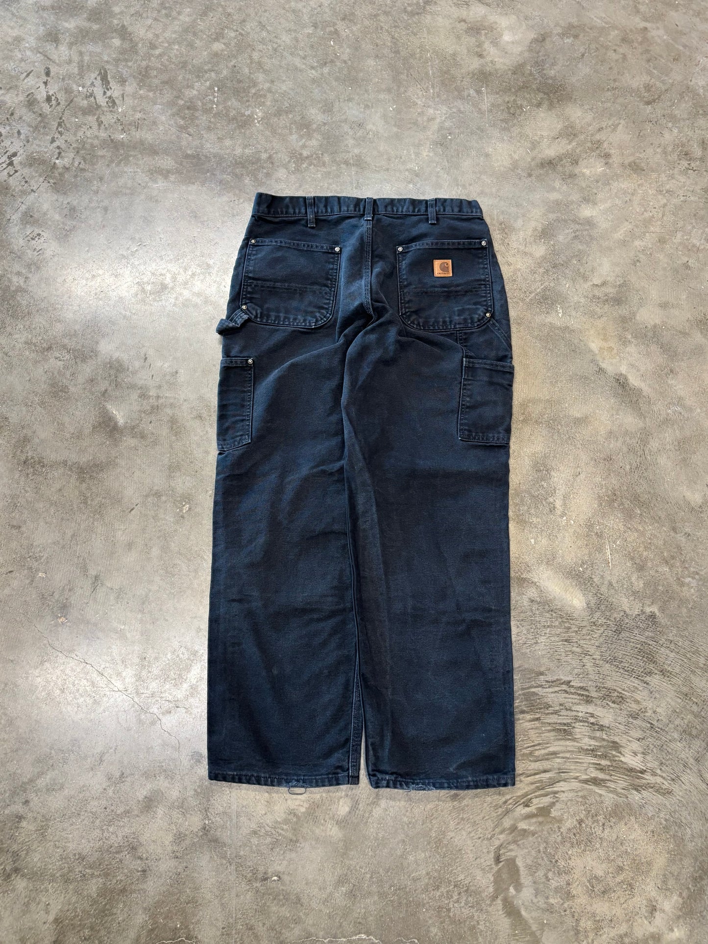 Black carharrt double knees 33 by 29
